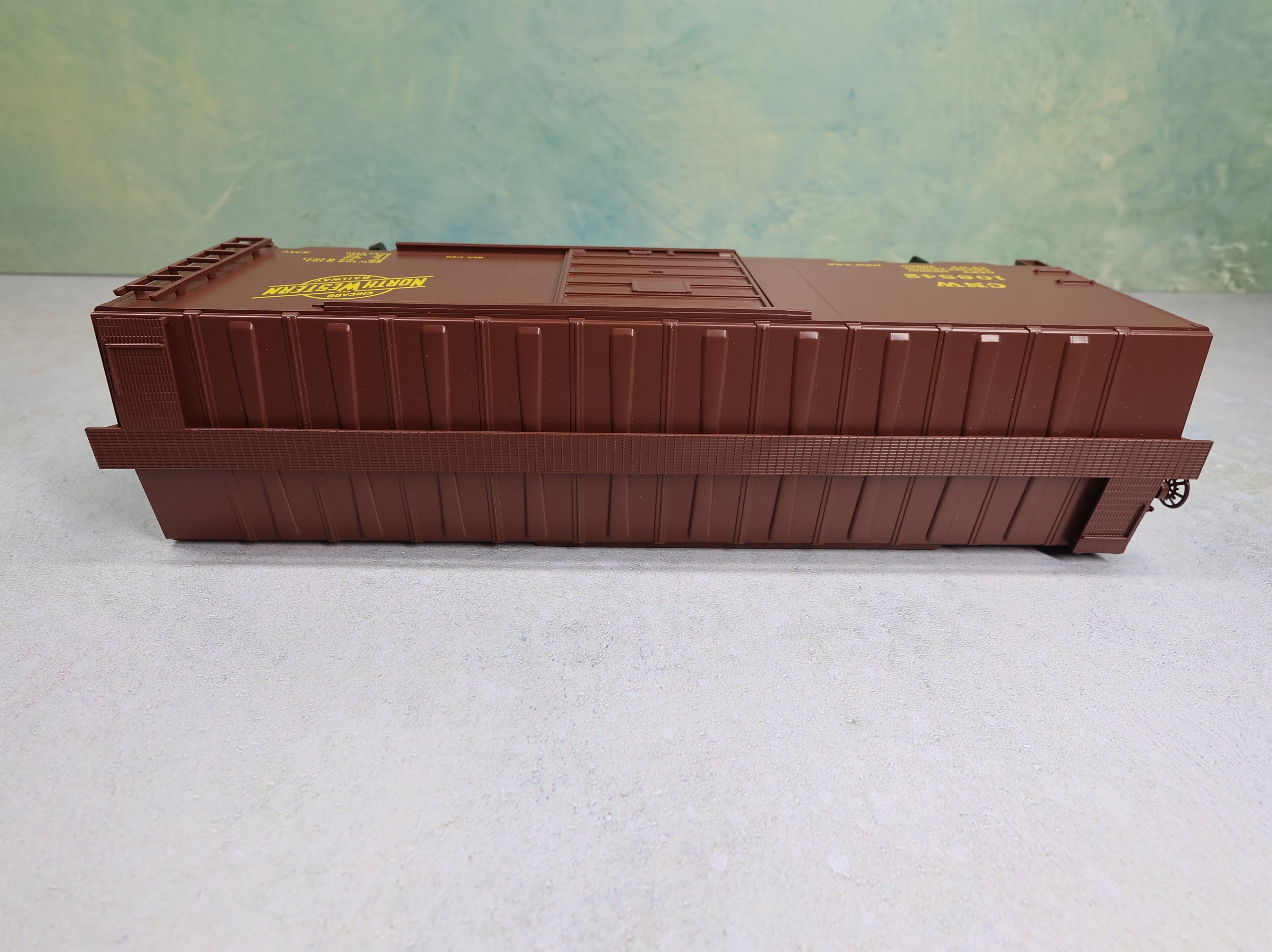 USED Weaver O 40' PS-1 Box Car Chicago & North Western CNW #106542