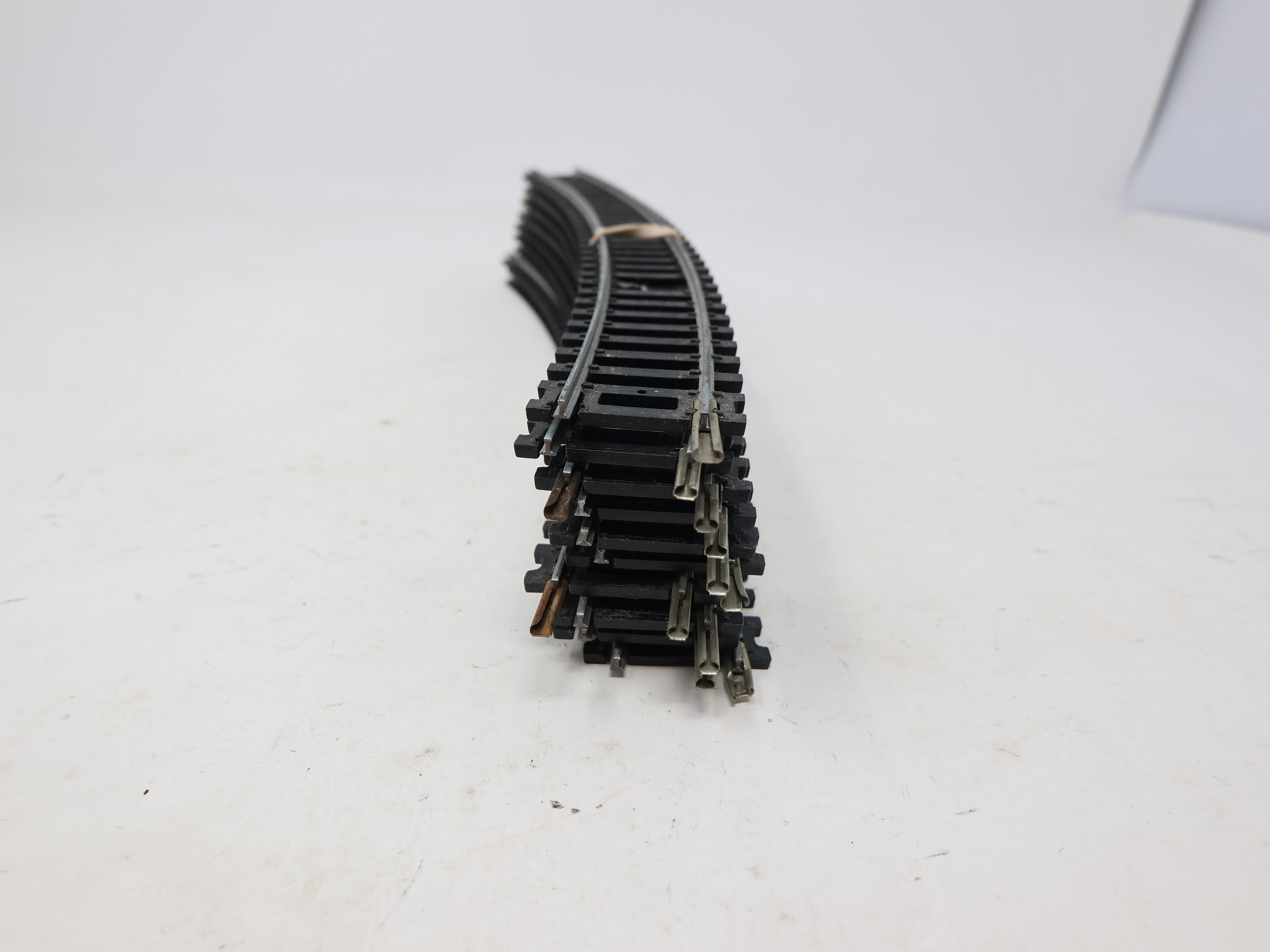 USED Bachmann HO Scale, Lot of 10 Pieces of Silver Track 18" Radius, Code 100