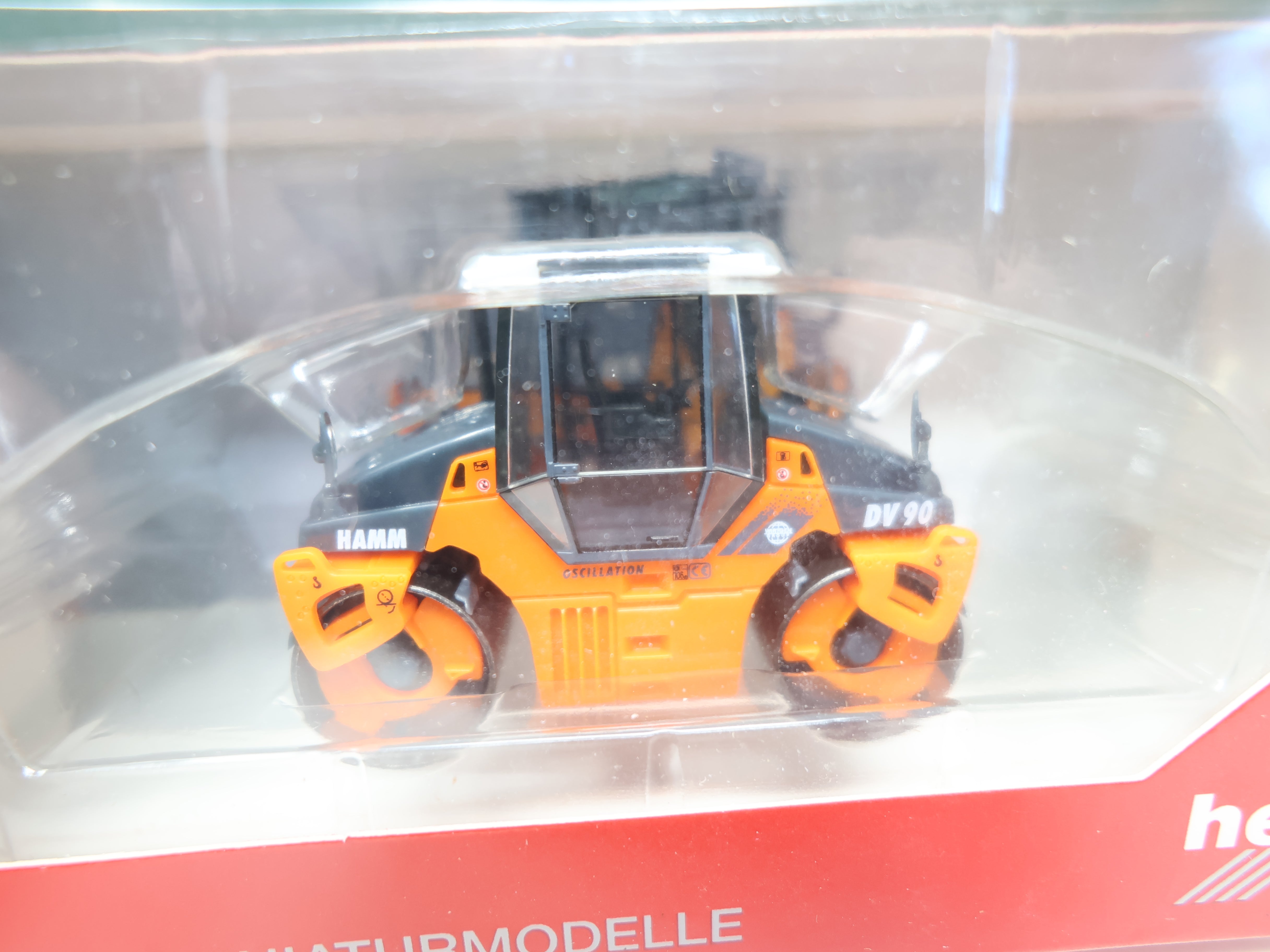 Herpa HO Scale, Hamm DV90 Asphalt Roller Compact Road Construction
