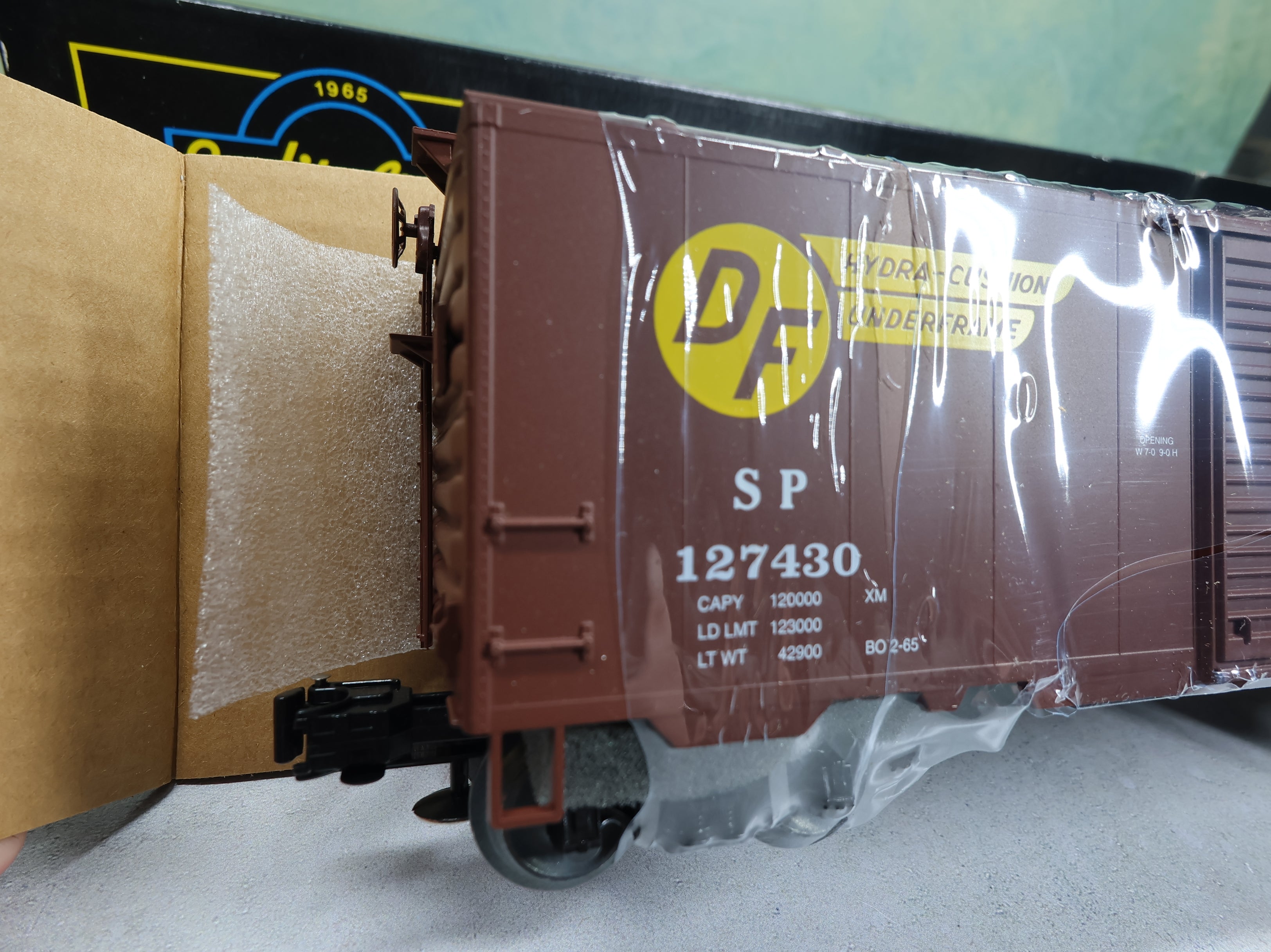 USED Weaver O 40' PS-1 Box Car Southern Pacific SP #127430 Sealed