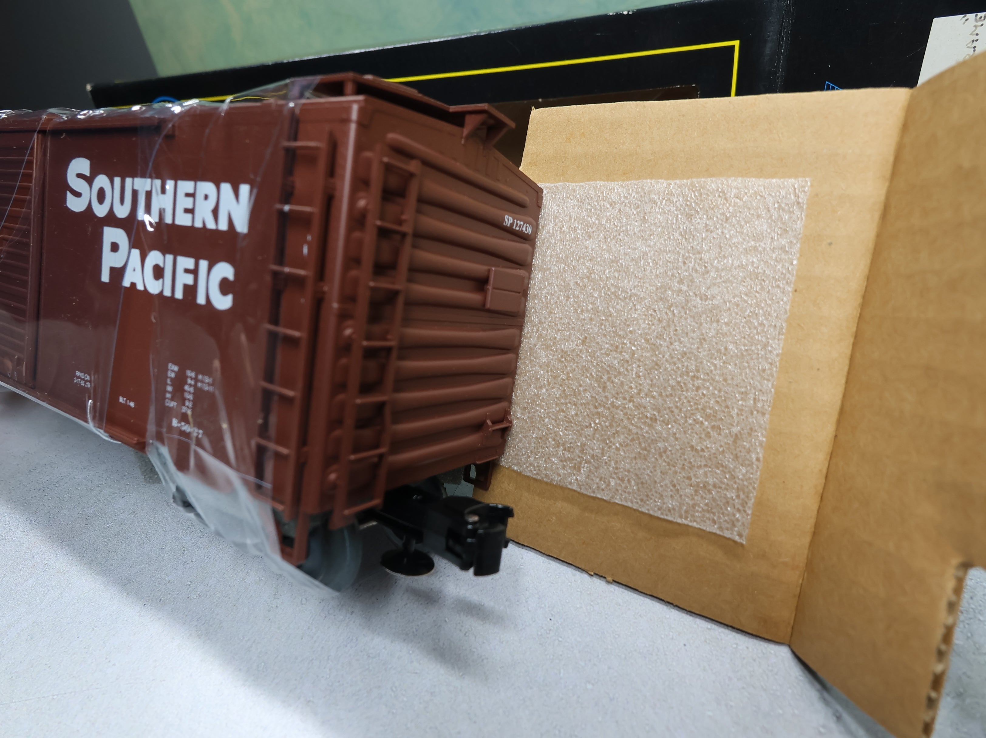 USED Weaver O 40' PS-1 Box Car Southern Pacific SP #127430 Sealed