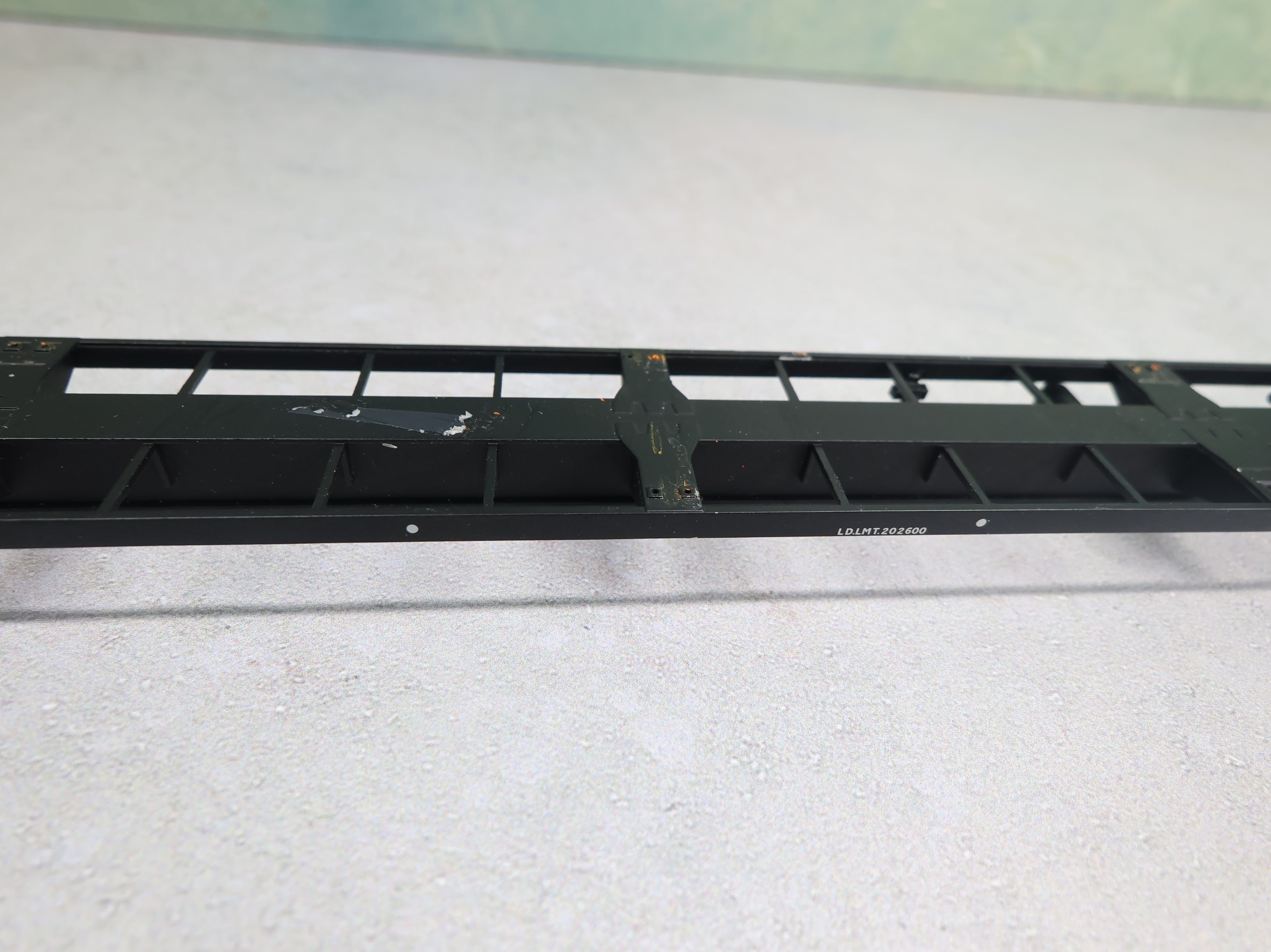 USED Atlas Trainman Plus HO Scale 85' Trash Container Flat Car JTSX #400150