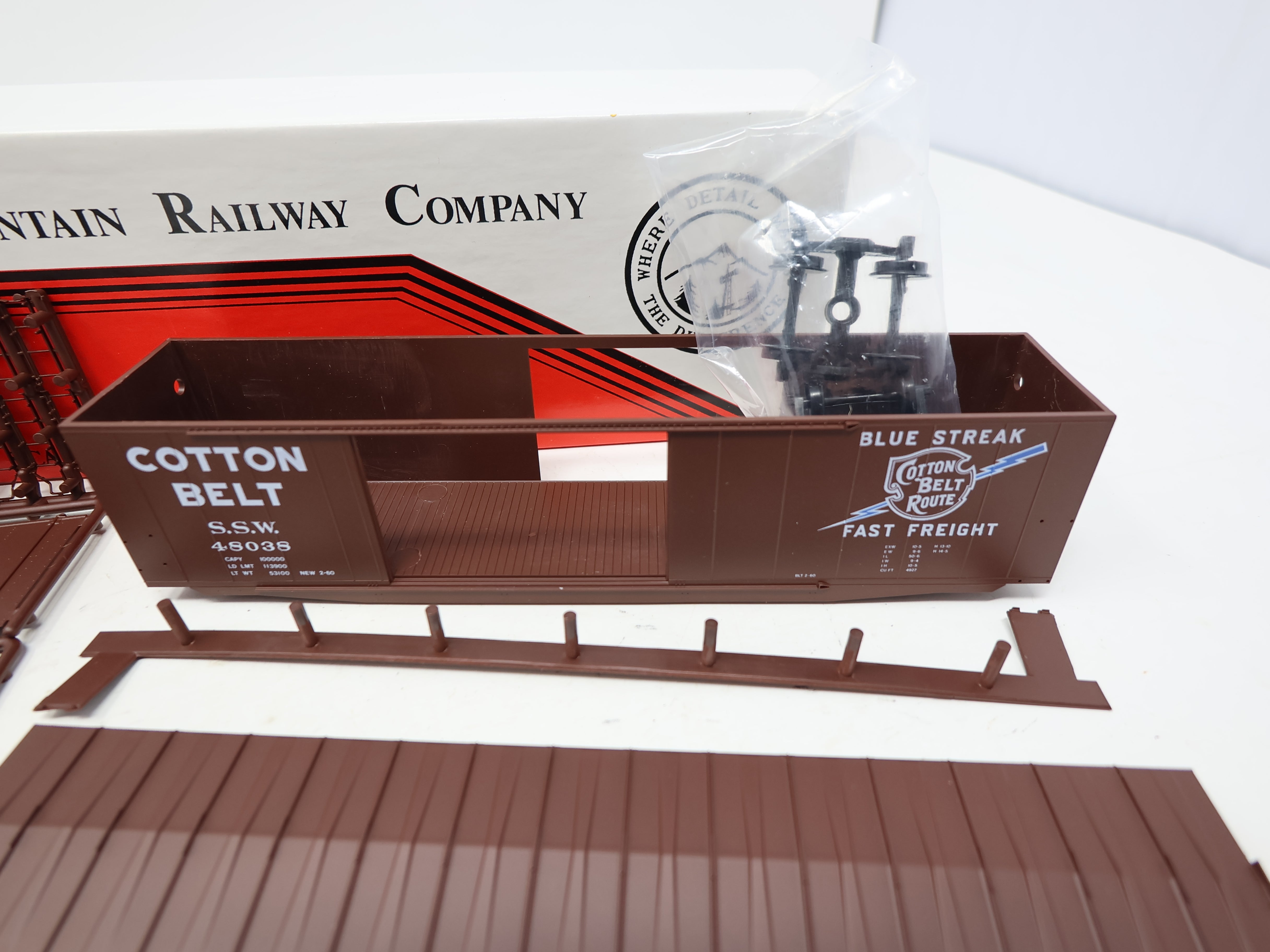 USED Intermountain 40604-06 HO Scale, 50' DD Box Car, Cotton Belt SSW #48038 (KIT)
