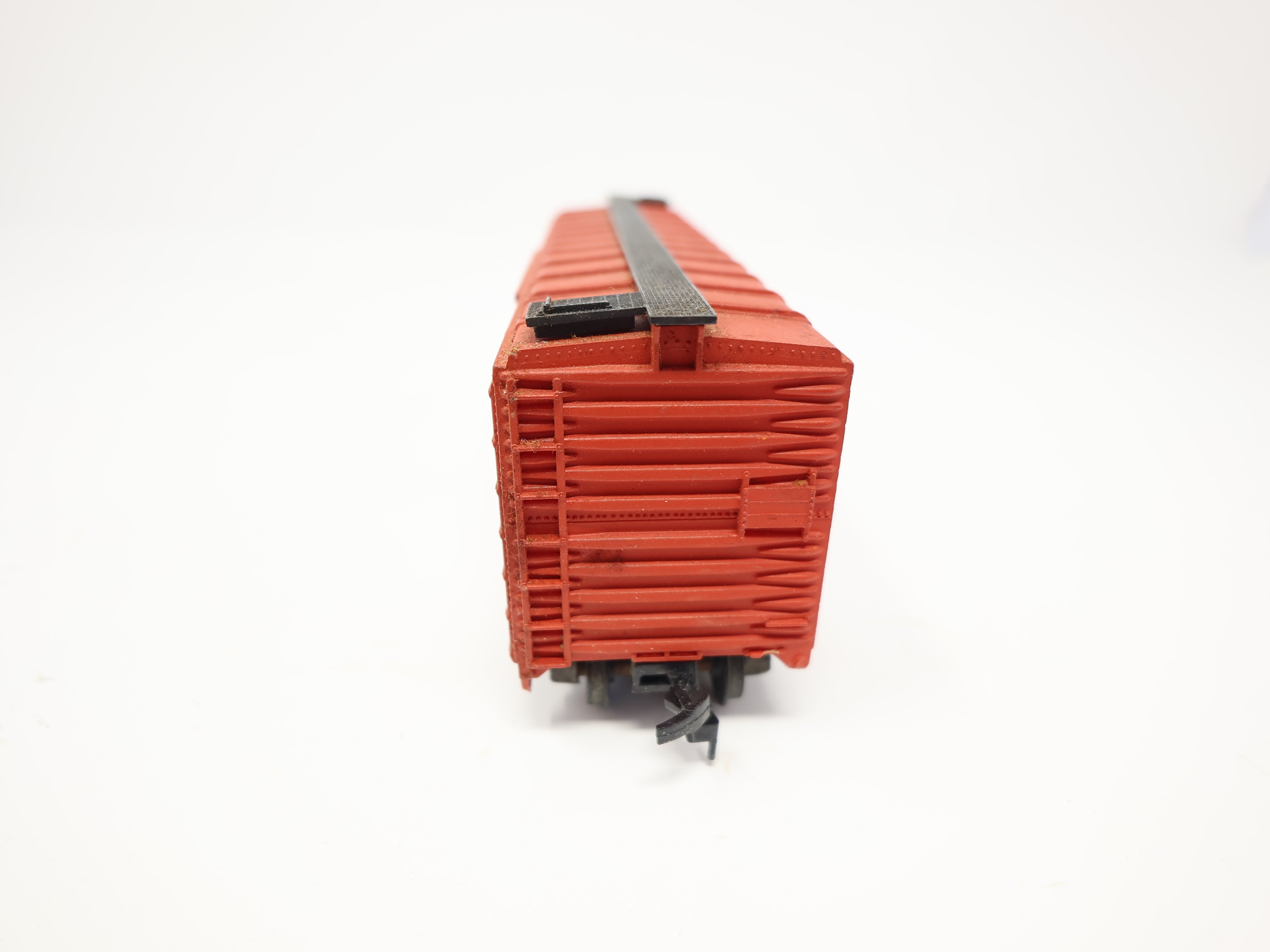 USED Athearn HO Scale, 40' Stock Car, New Haven NH #39288