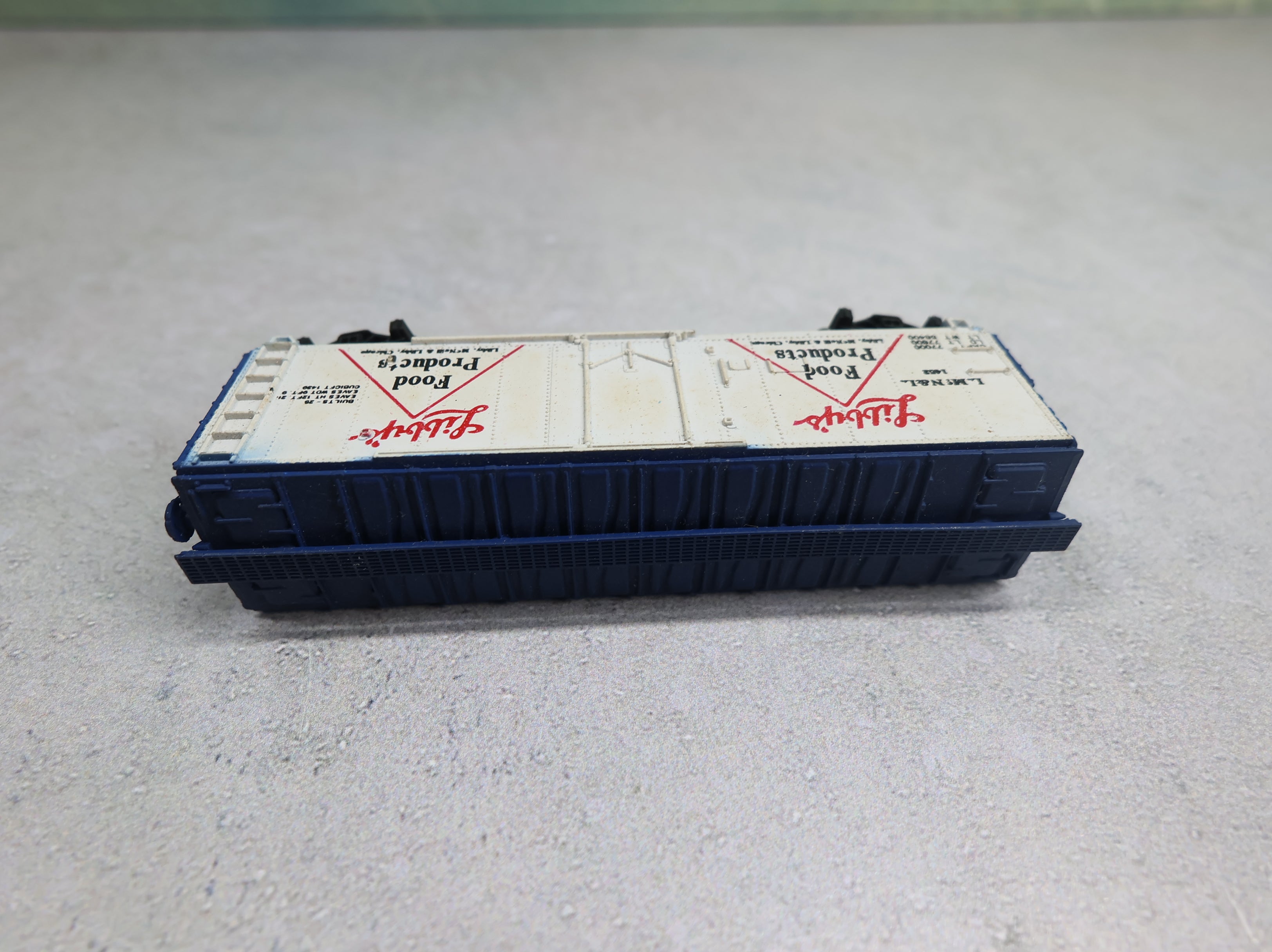 USED Con-Cor N Scale 40' Reefer Box Car Libby's Food Products #1452