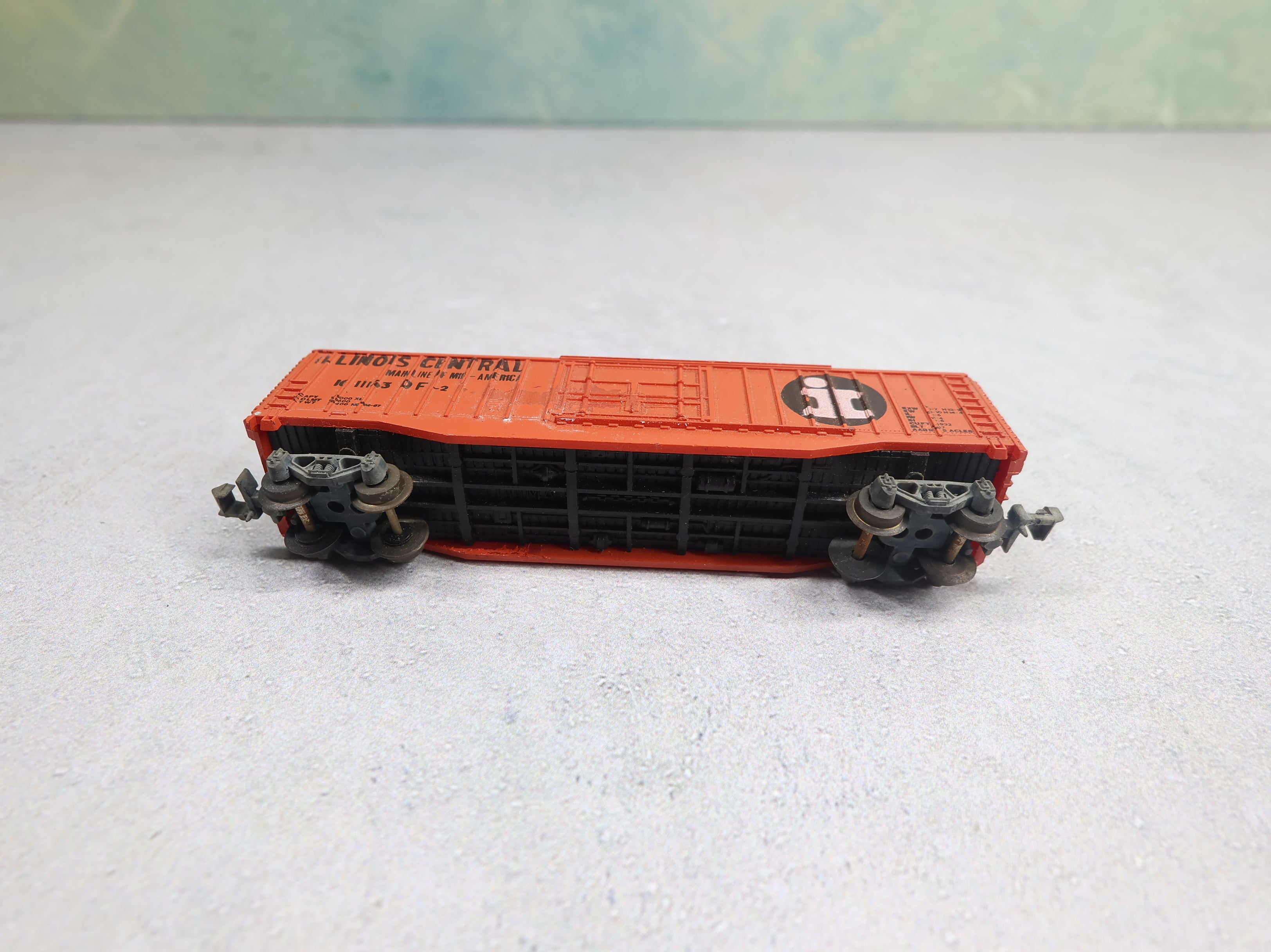 USED LIMA N Scale 46' Box Car Illinois Central IC #11143