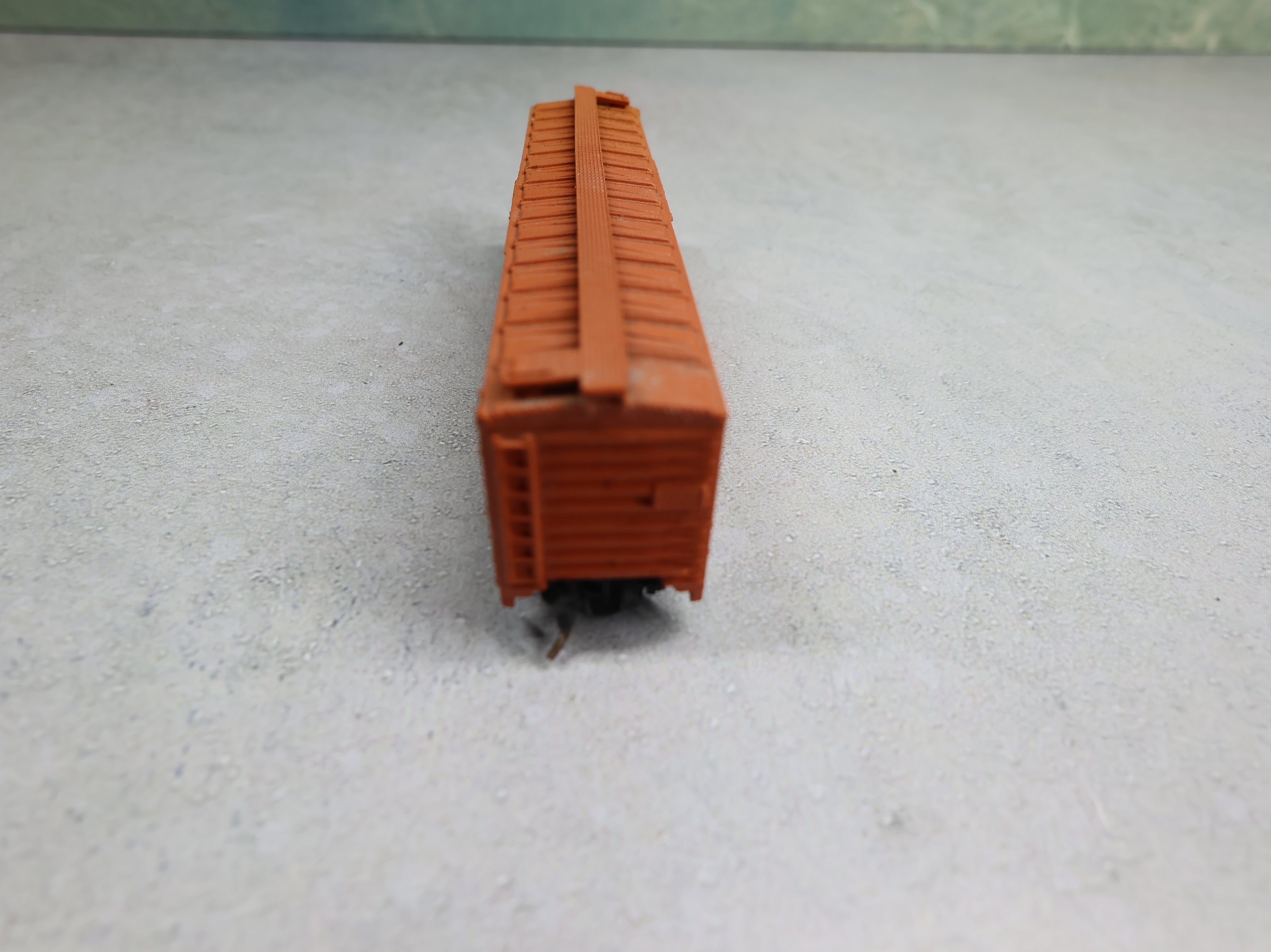 USED Atlas N Scale 51' Box Car Tropicana TPIX #145 Knuckle Couplers