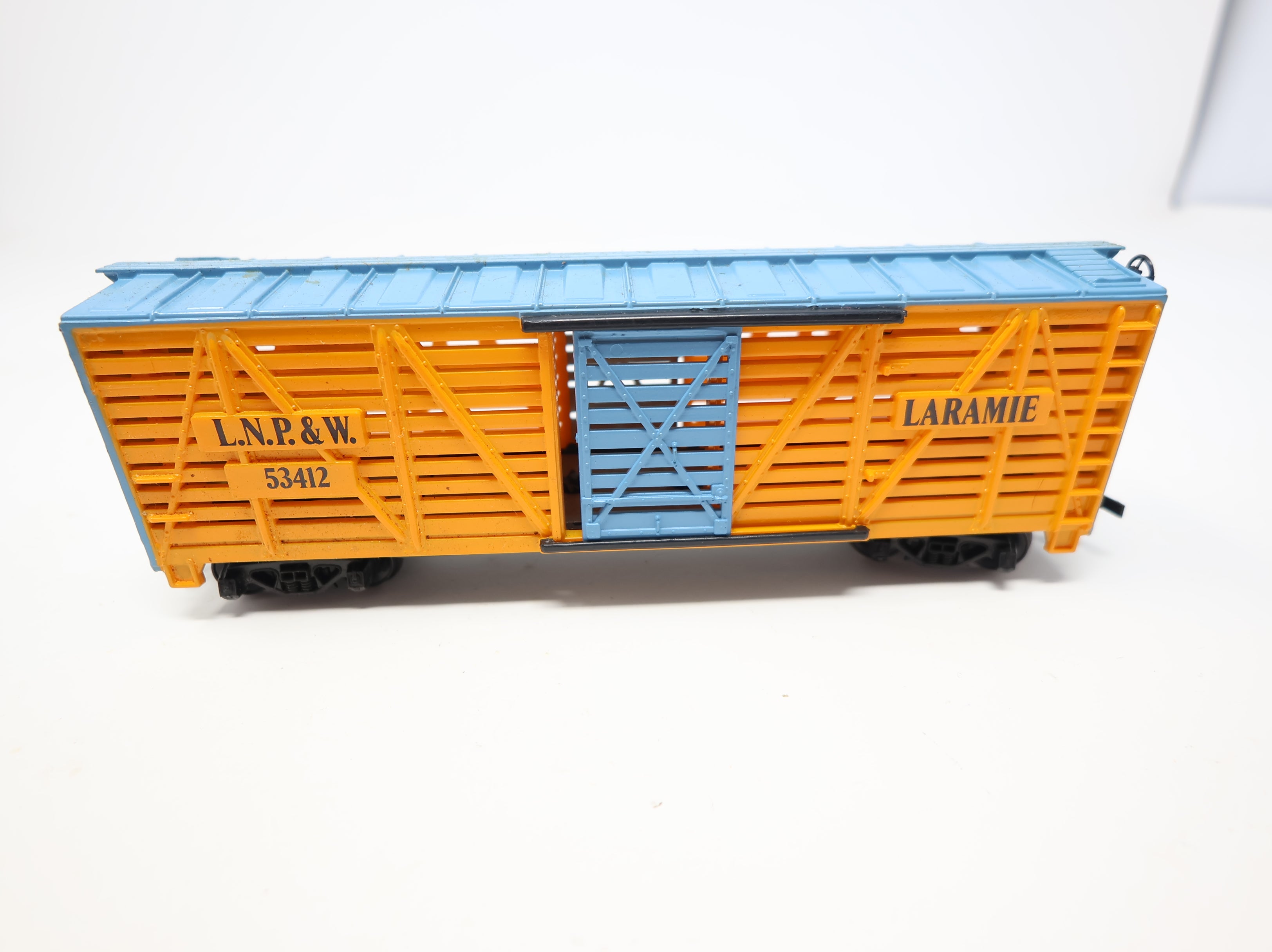 USED Tyco HO Scale Cattle Stock Car Laramie LNP&W #53412