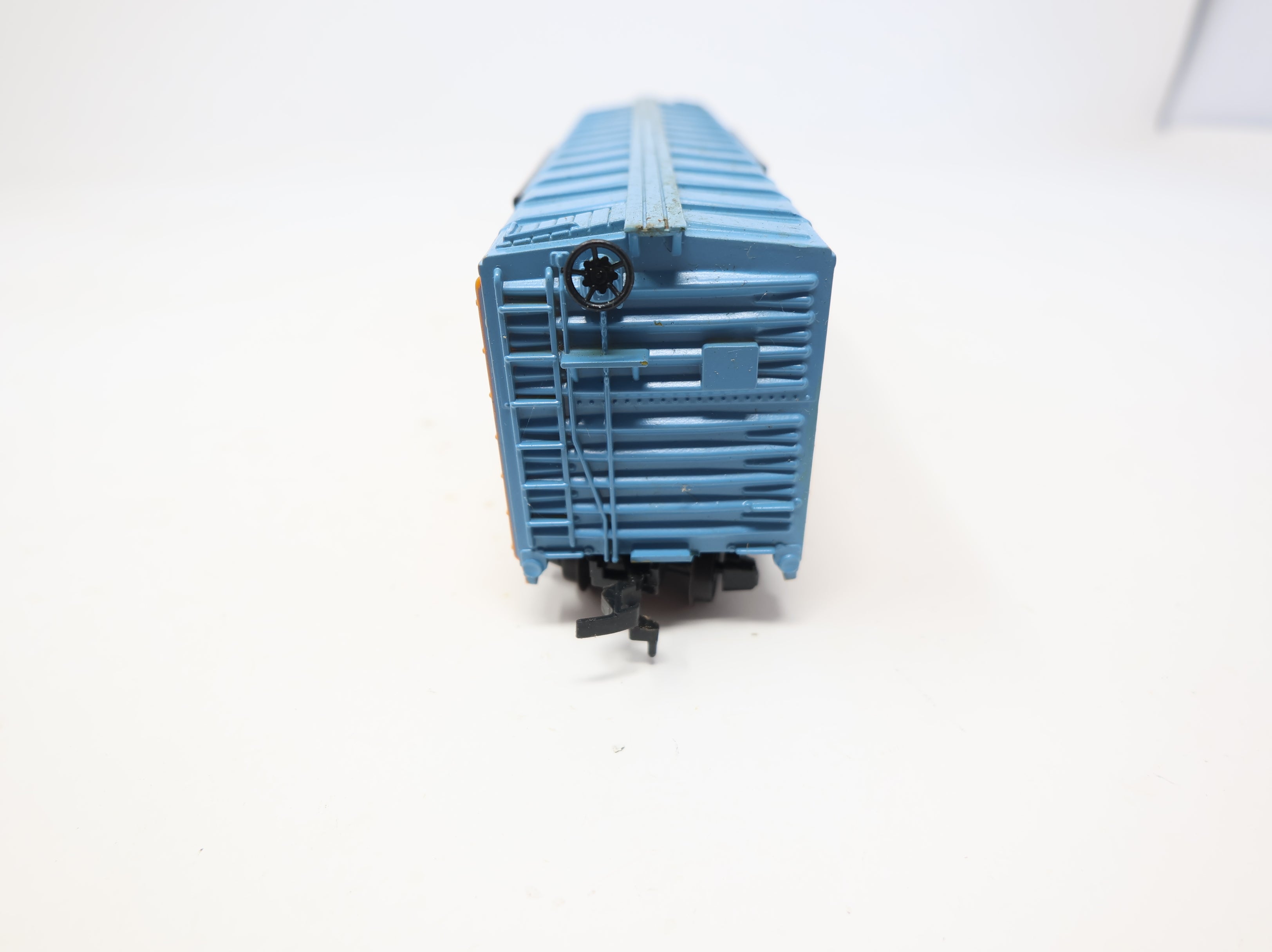 USED Tyco HO Scale Cattle Stock Car Laramie LNP&W #53412