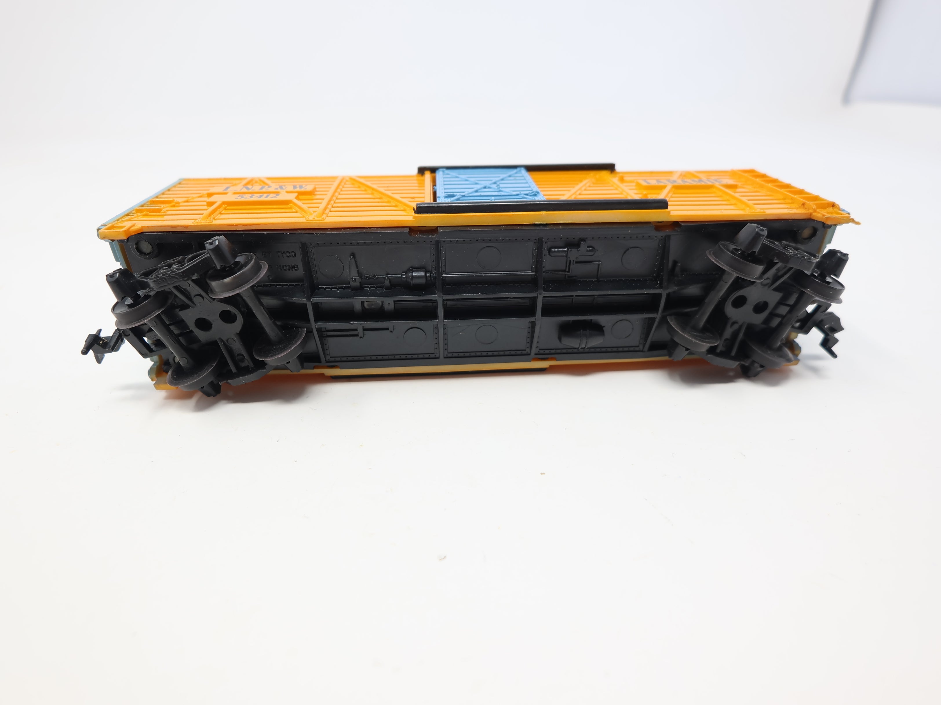 USED Tyco HO Scale Cattle Stock Car Laramie LNP&W #53412