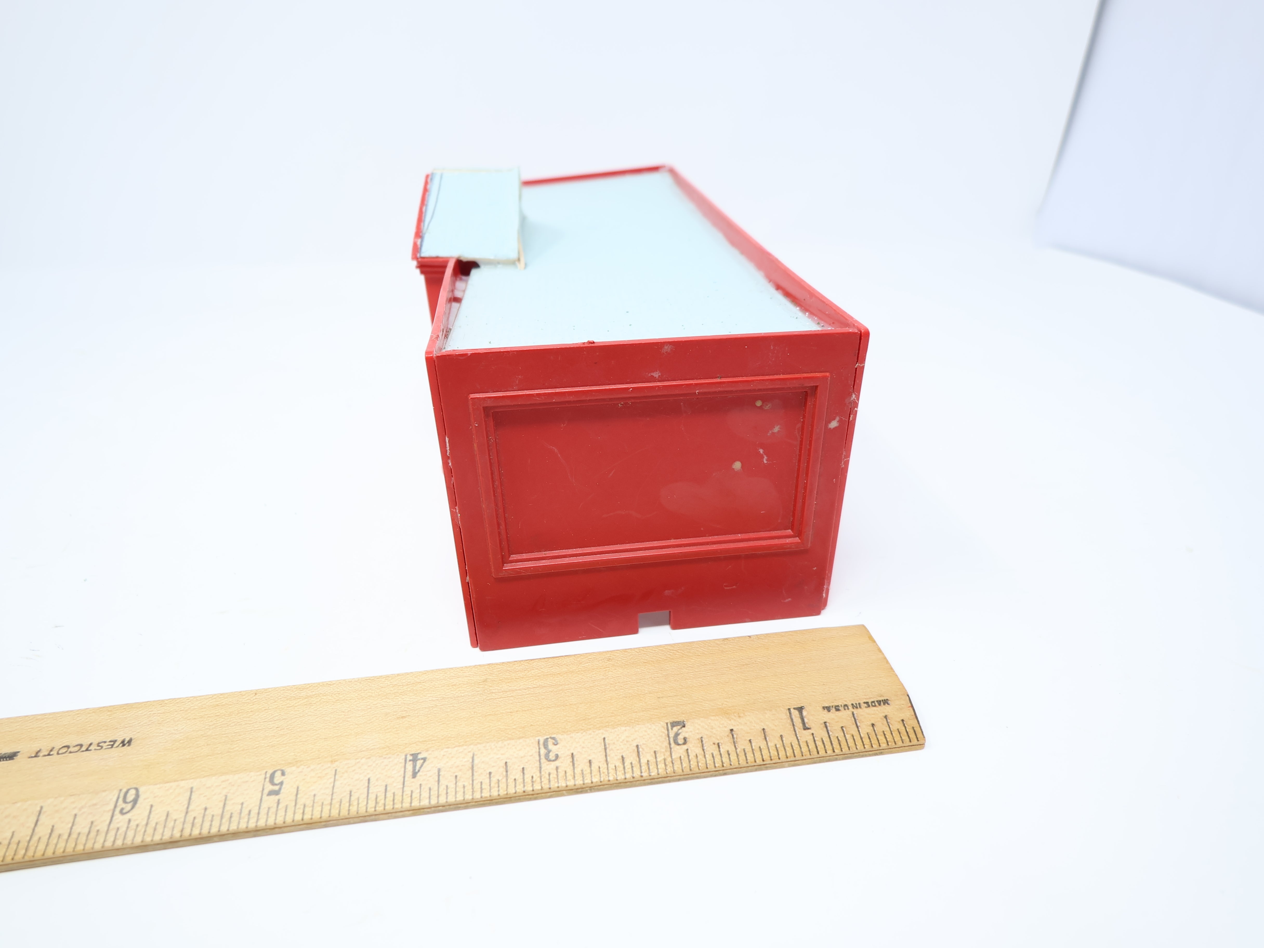USED Bachmann Plasticville O, Red School w/ Modified Roof