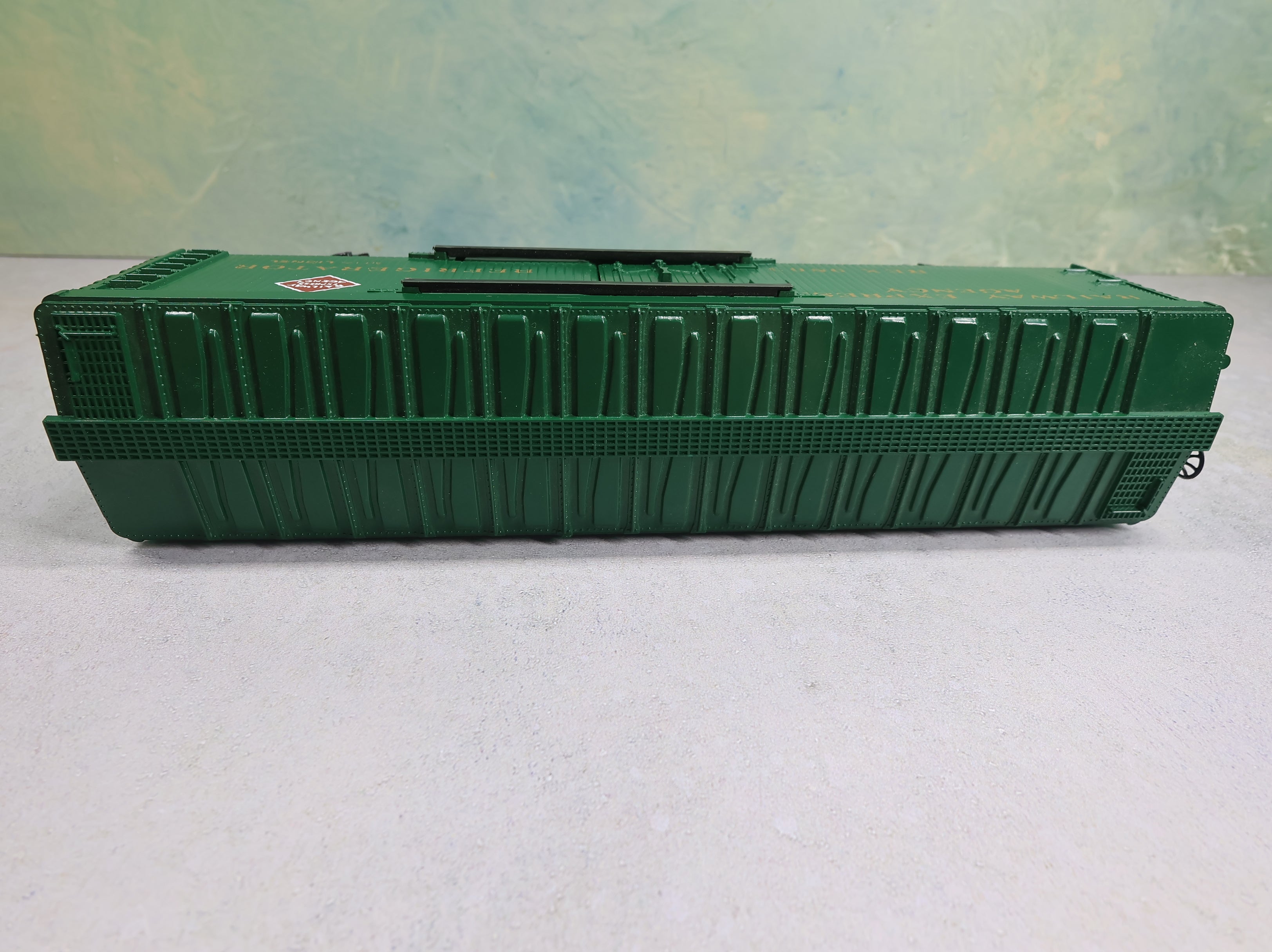 USED Lionel O Billboard Reefer Railway Express Agency REX #9863