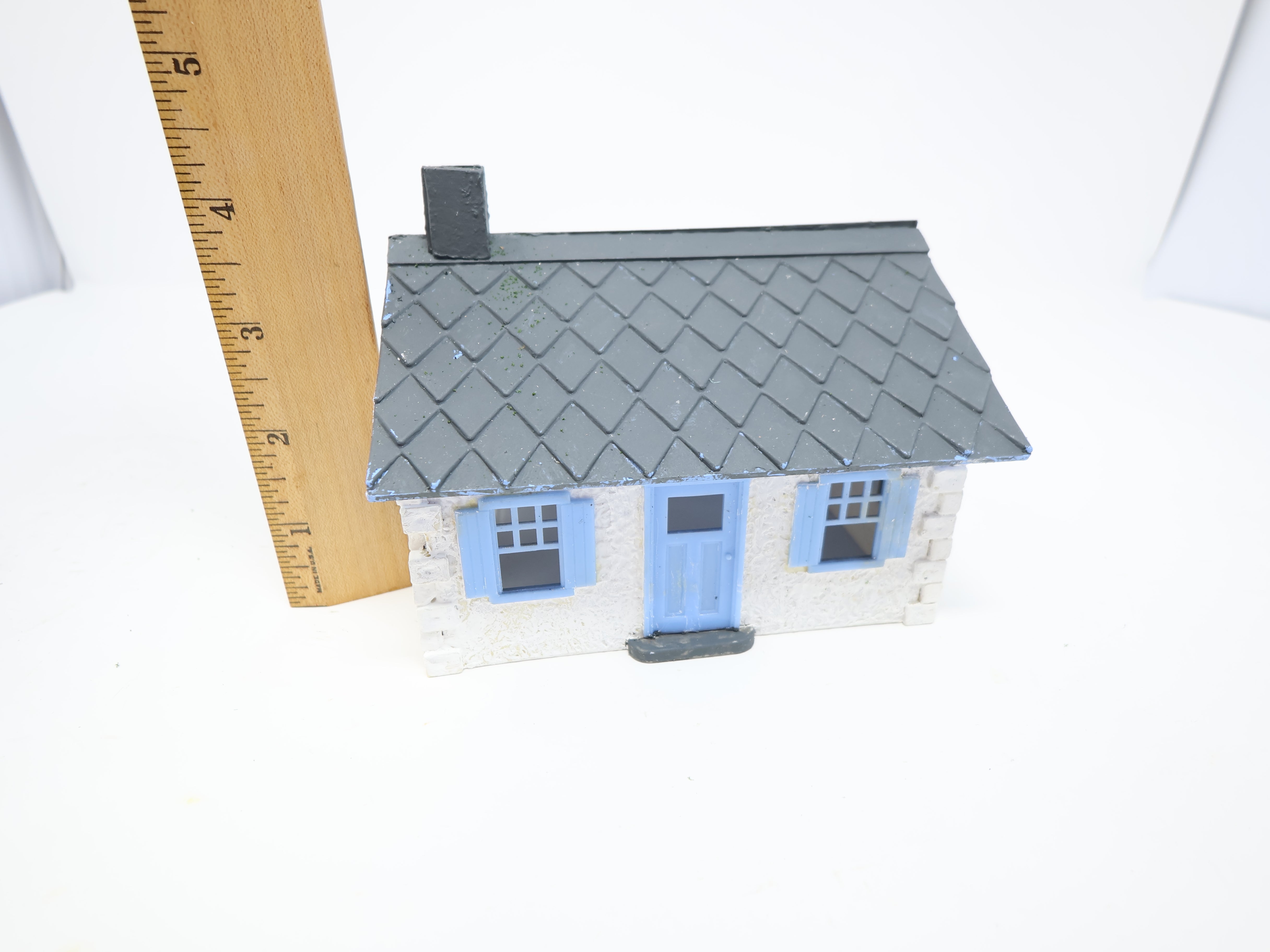 USED O, Little White House w/ Gray Roof and Blue Windows