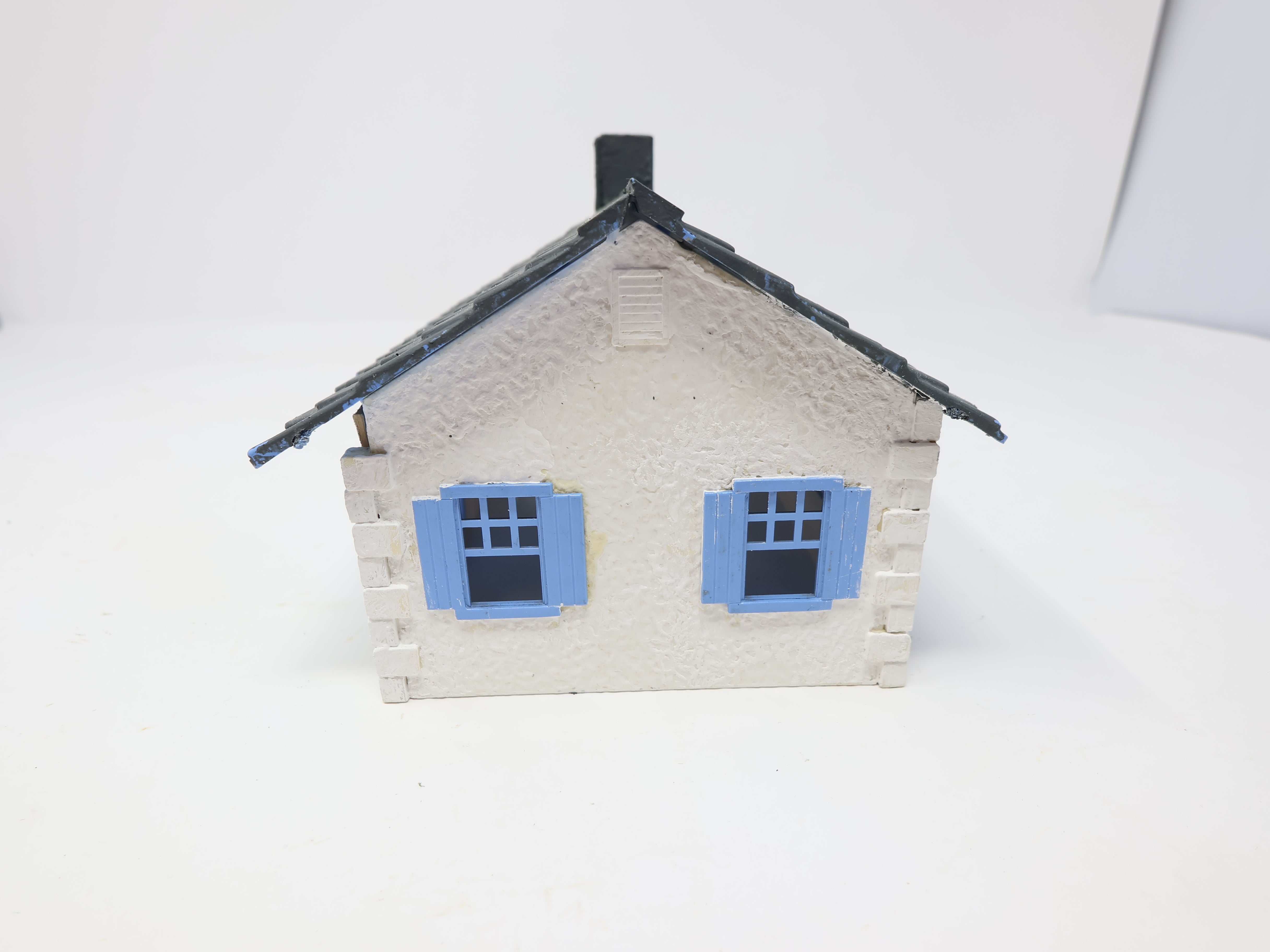USED O, Little White House w/ Gray Roof and Blue Windows