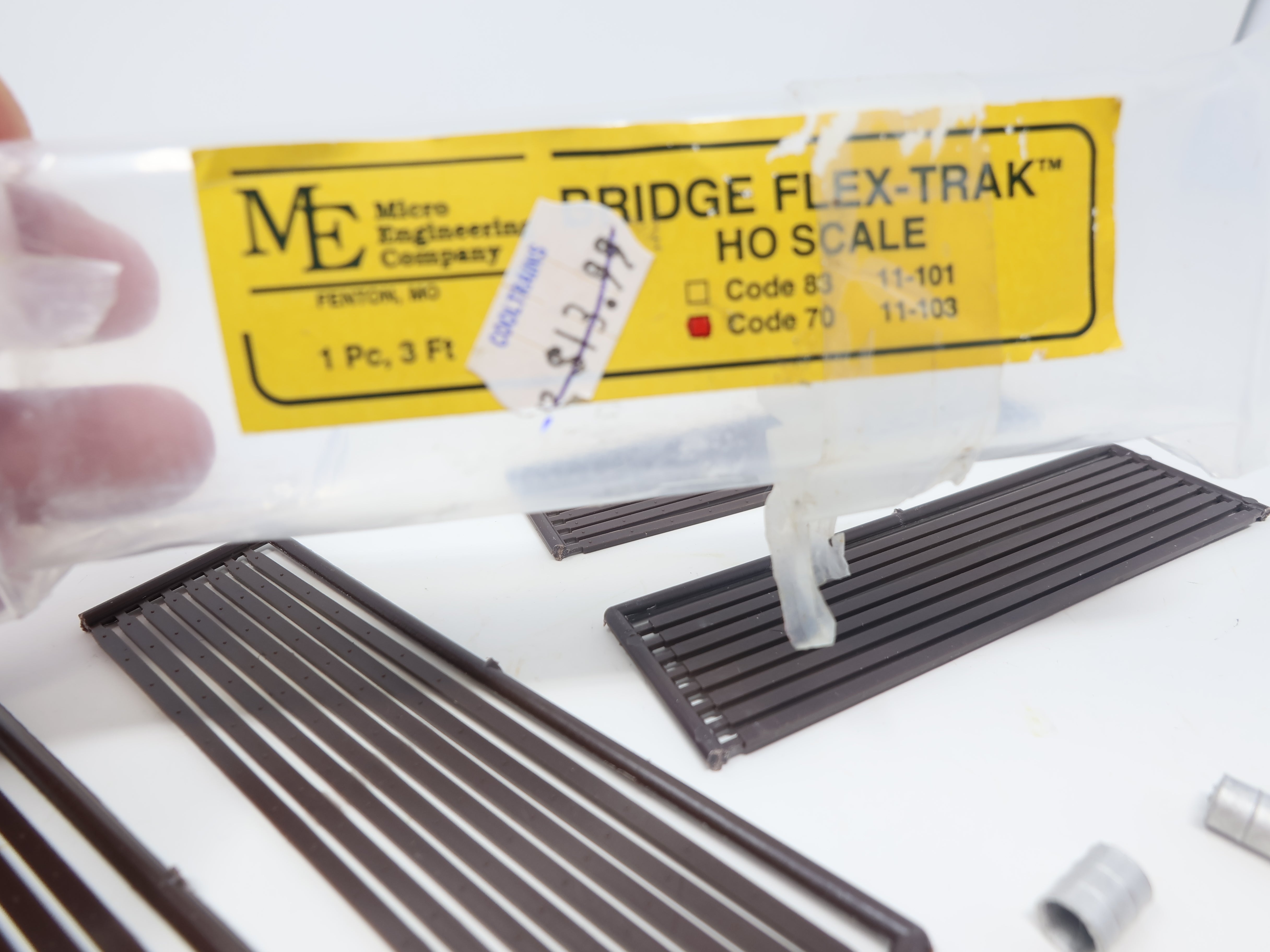 USED Micro Engineering Company HO Scale, Bridge Flex-Trak Code 70