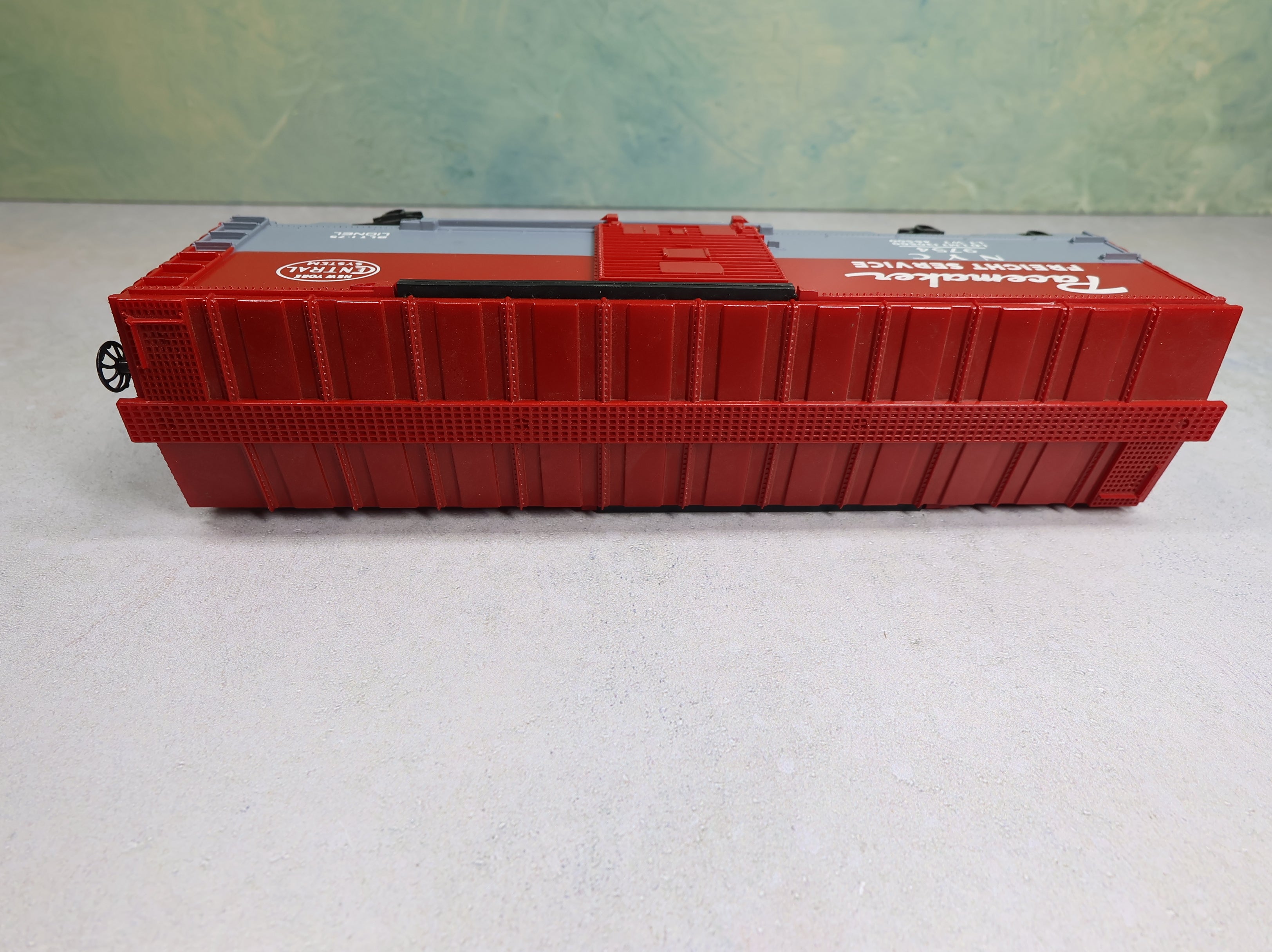 USED Lionel O Box Car New York Central NYC #9754