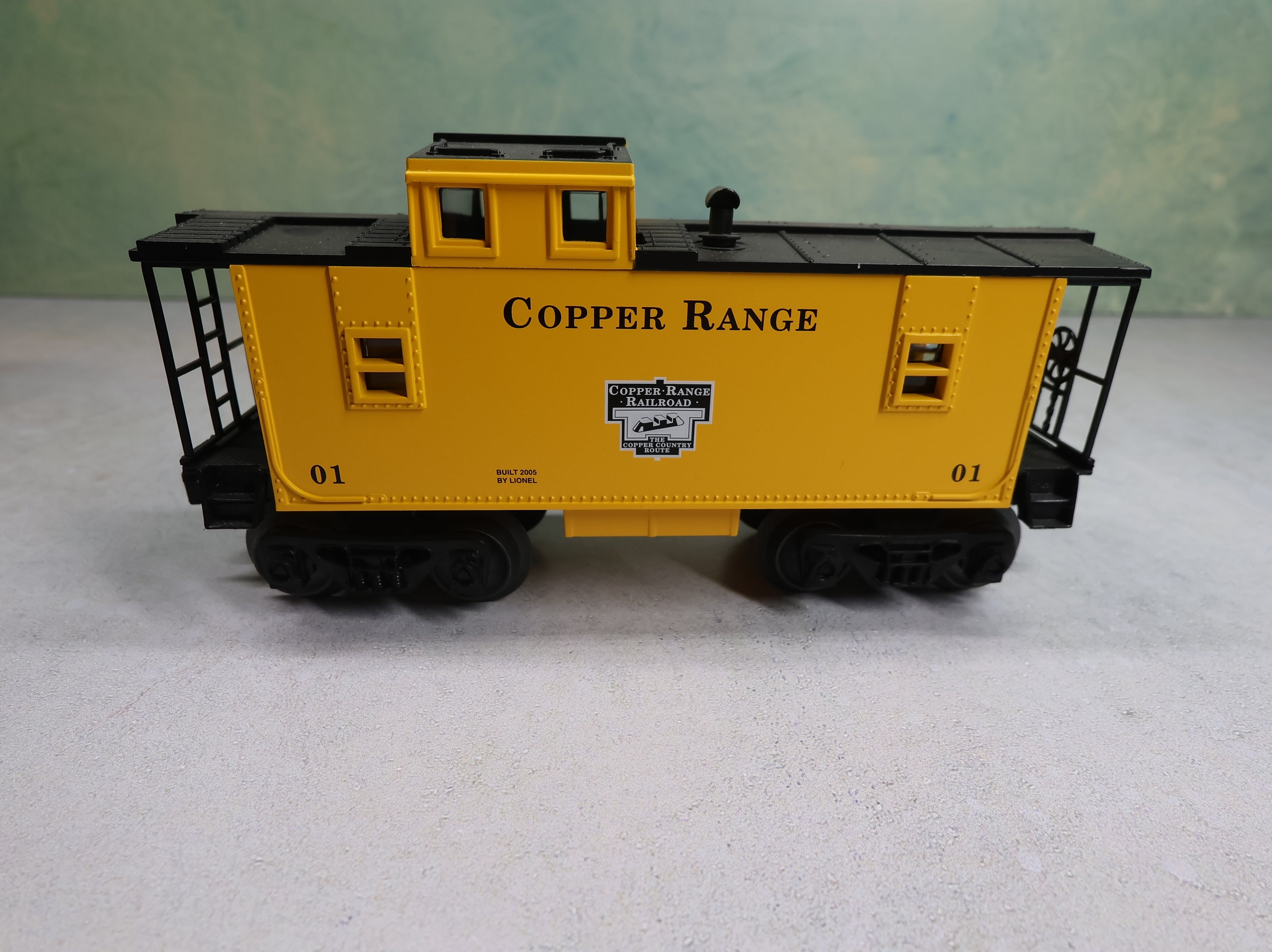 USED Lionel O Caboose Copper Range #01