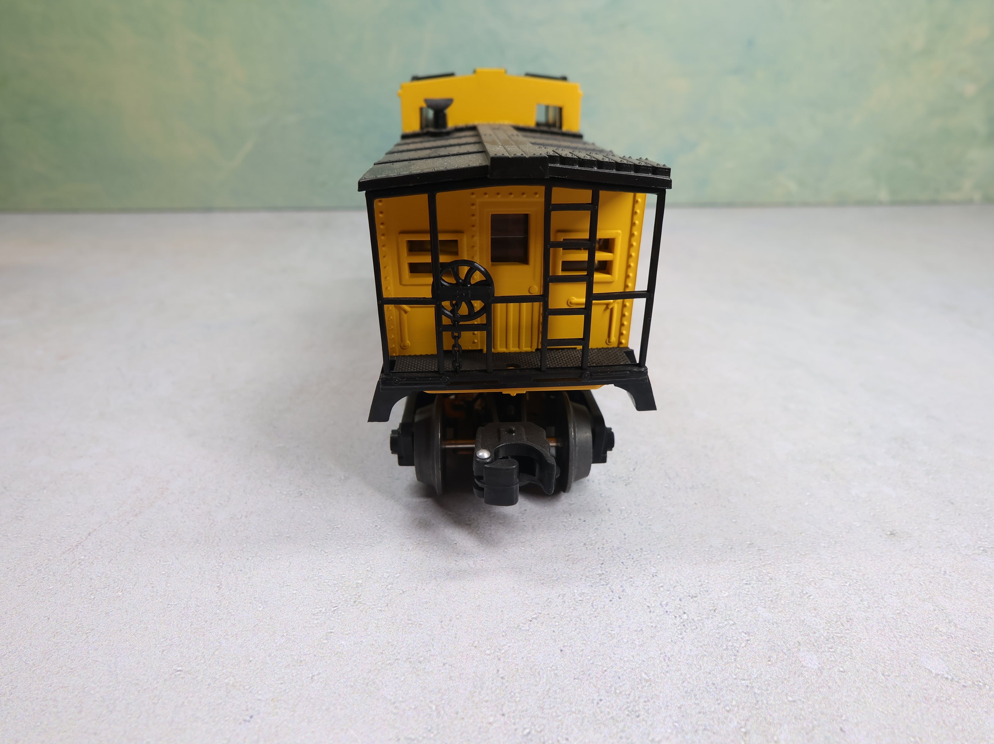 USED Lionel O Caboose Copper Range #01