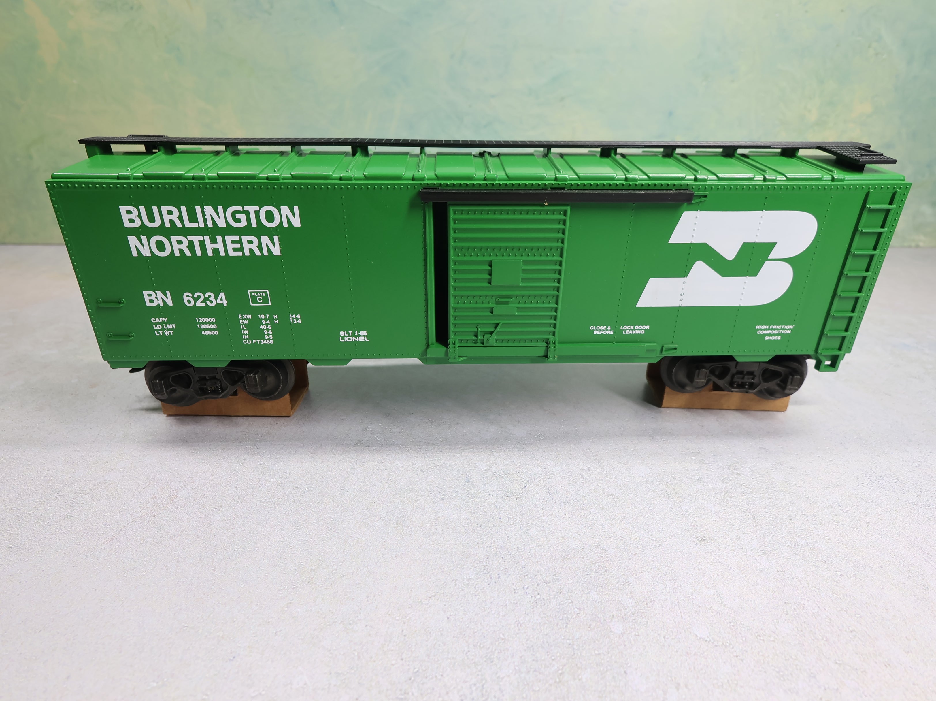 USED Lionel O Standard O Box Car Burlington Northern BN #6234