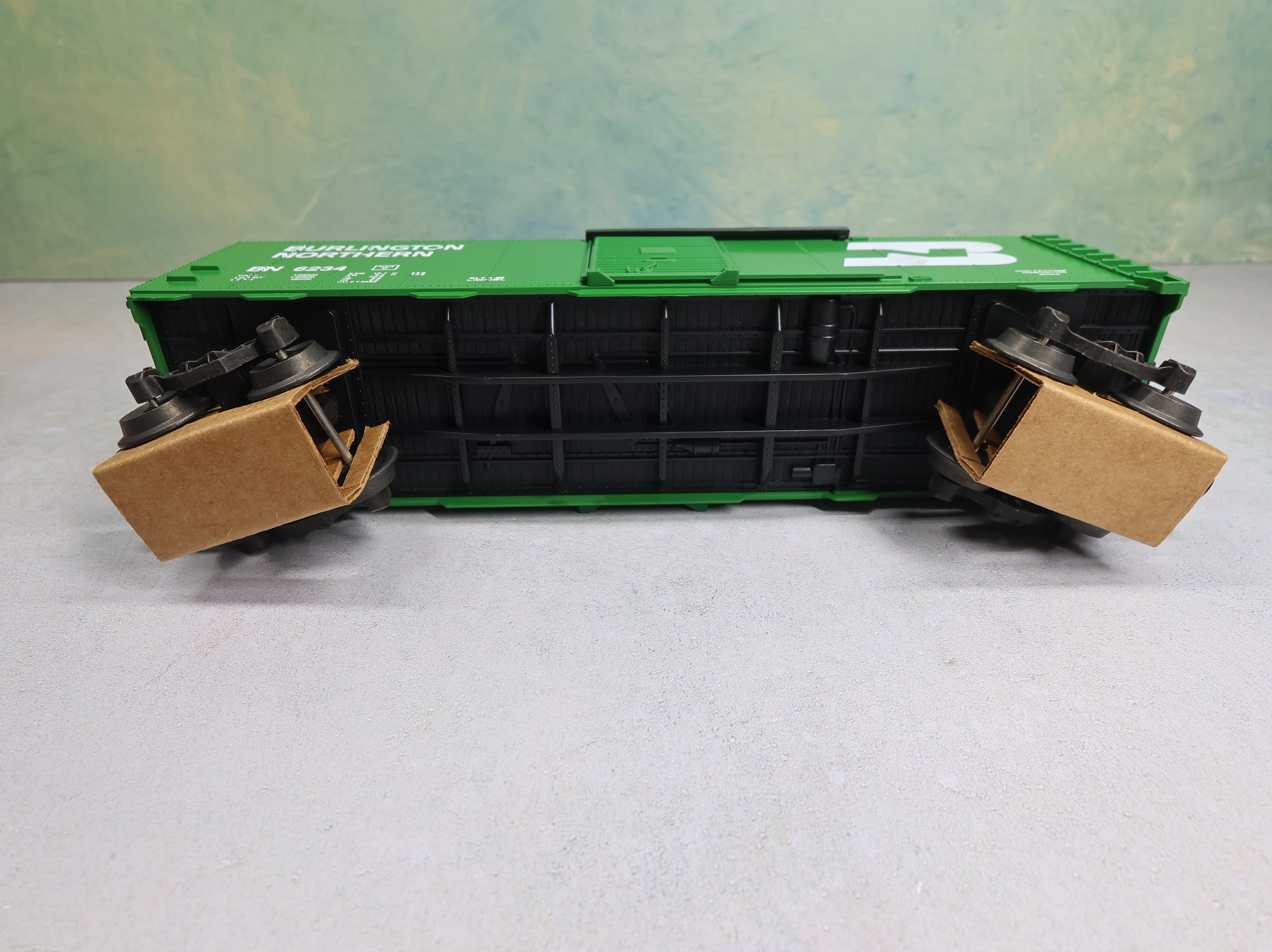 USED Lionel O Standard O Box Car Burlington Northern BN #6234