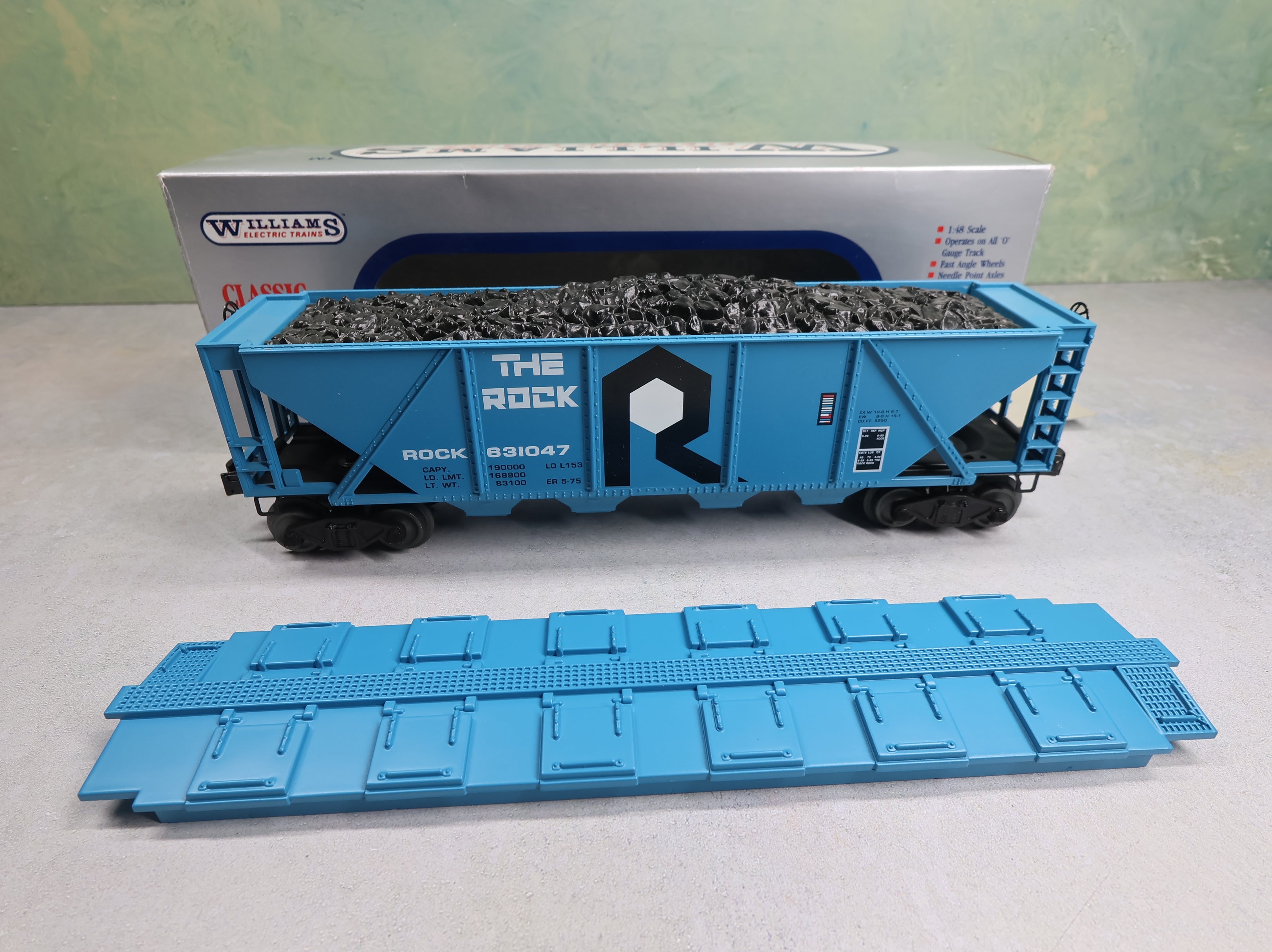 USED Williams HC08 O Quad Hopper Rock Island #631047 w/ Cover & Coal Load