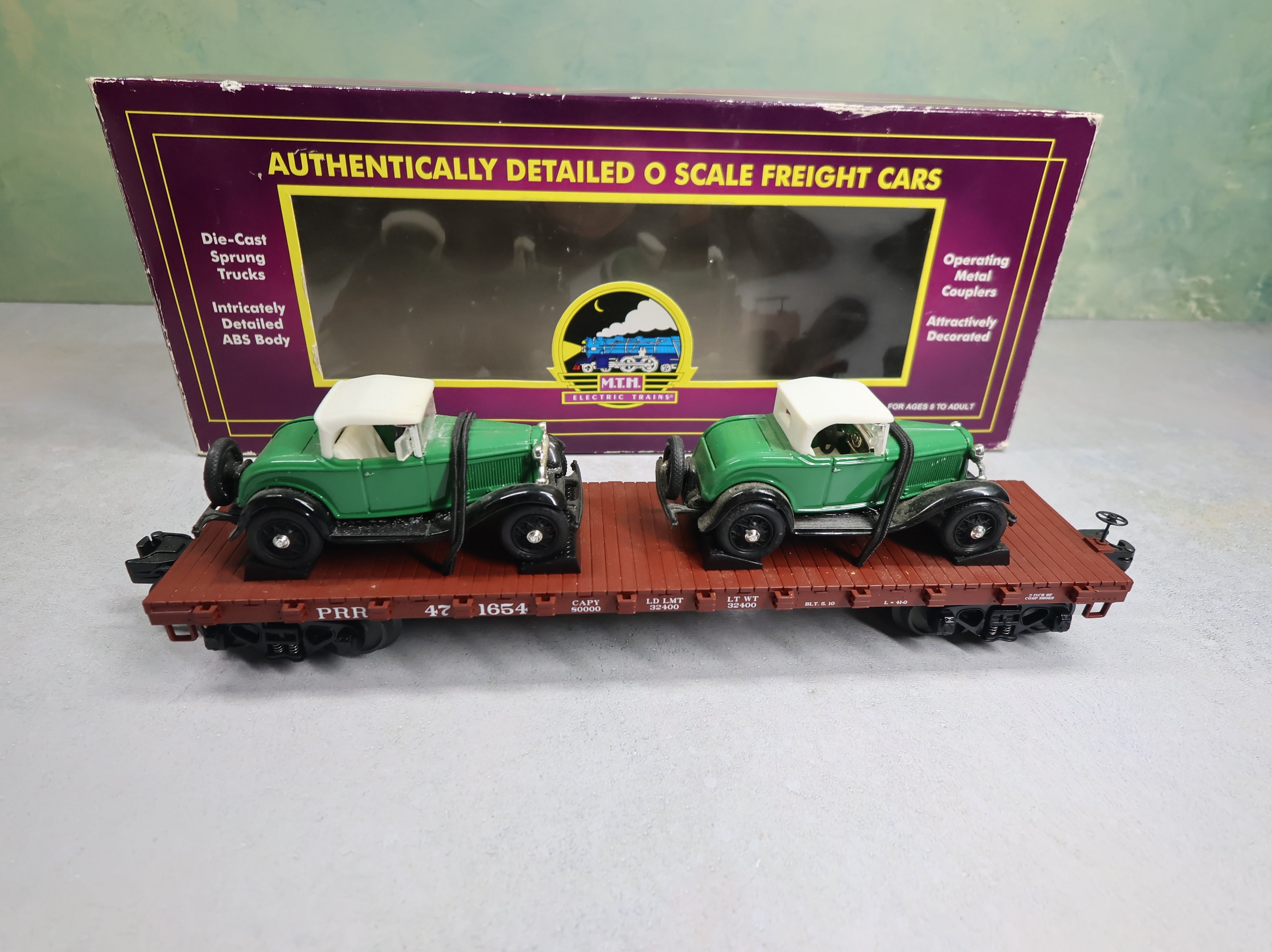 USED MTH Premier 20-98449 O 50 Ton 41' Wood Flat Car Pennsylvania PRR #471654 w/ 2 1932 Roadsters