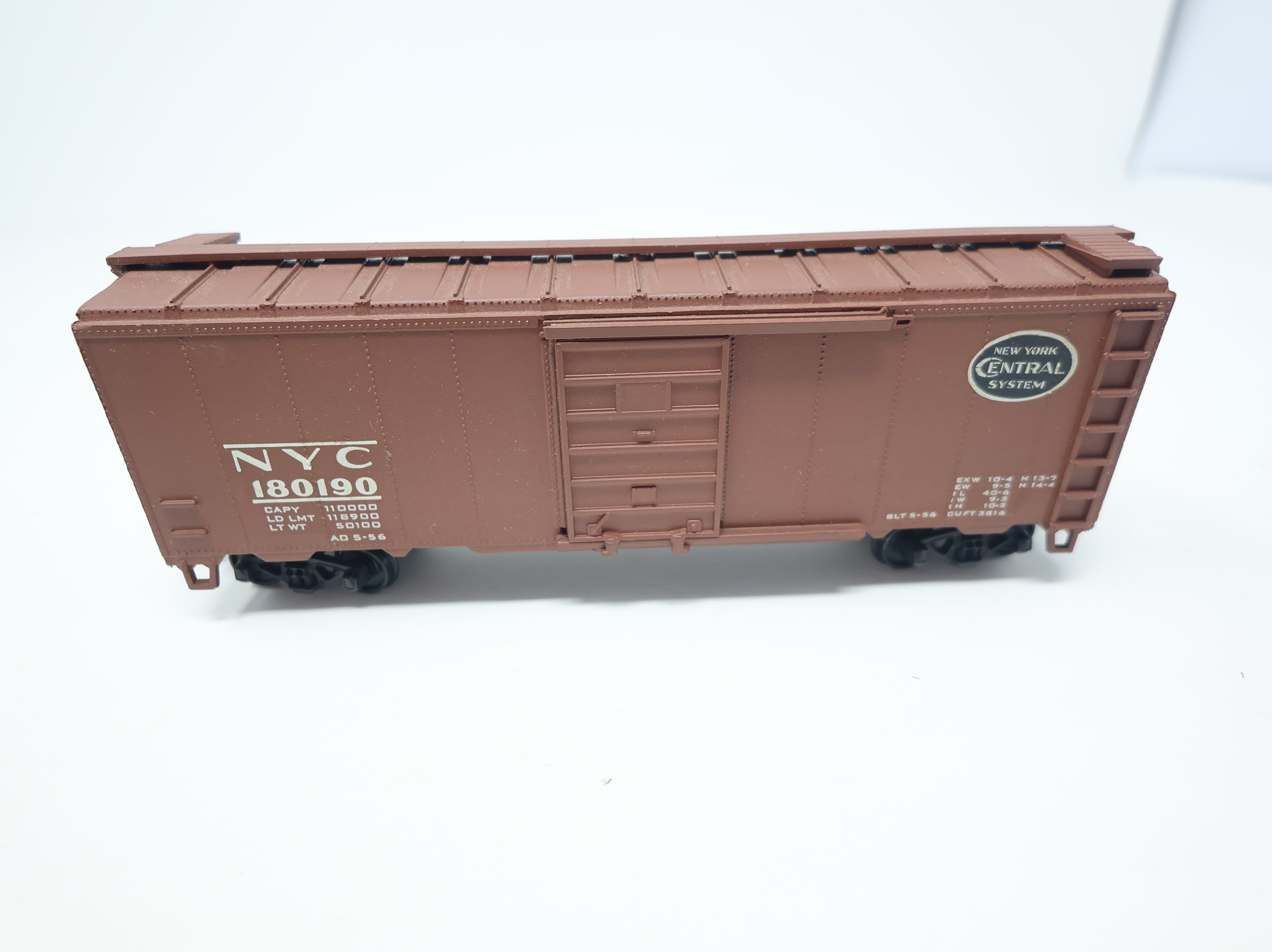 USED Roundhouse HO Scale 40' Steel Box Car New York Central NYC #180190 Decal