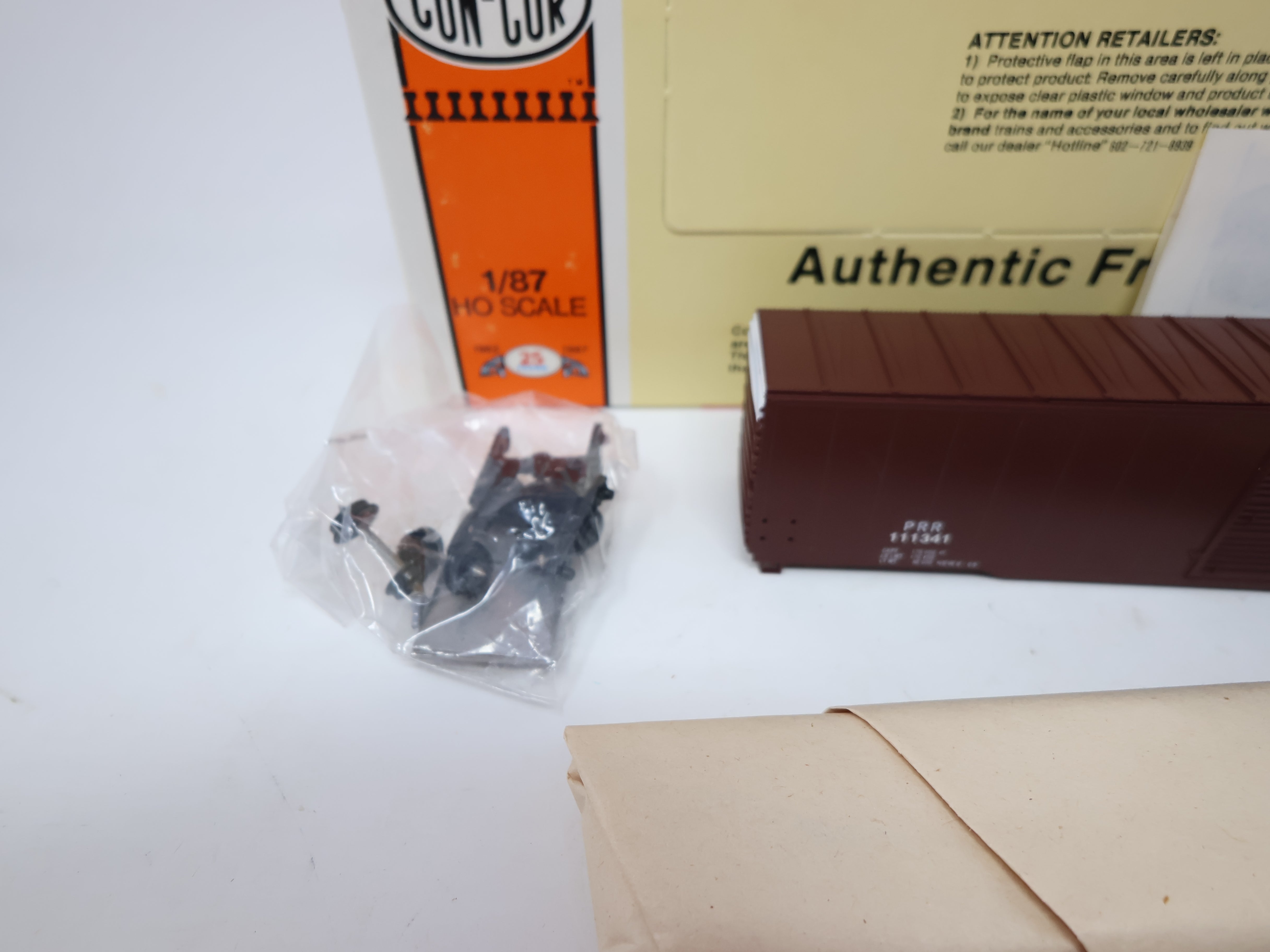 USED Con-Cor #1-551 HO Scale, 60' Single Door Box Car, Pennsylvania PRR #111341, Car12/12 (KIT)