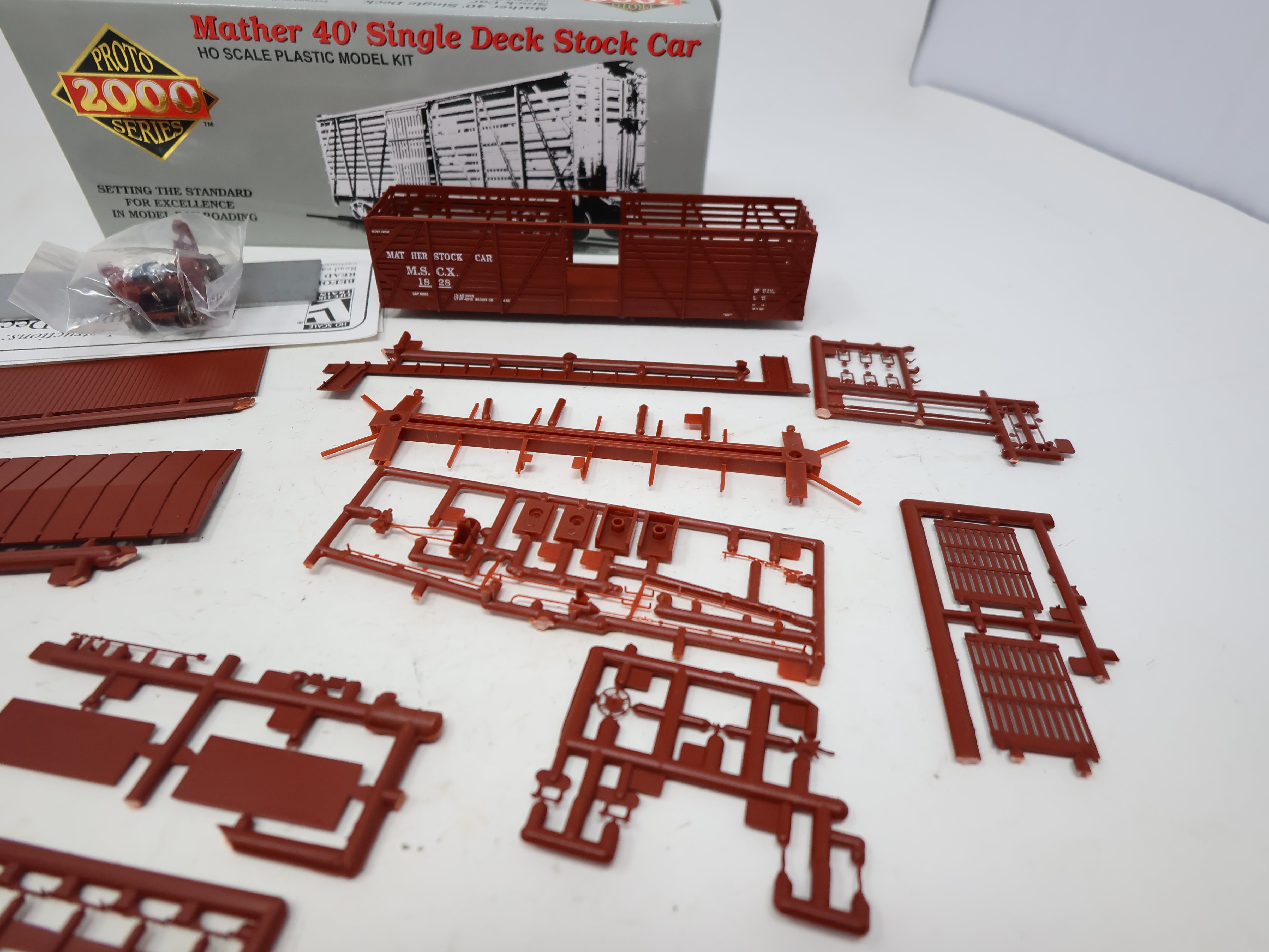 USED Life-Like HO Scale, 40' Single Deck Stock Car, Mather #1828 (KIT)