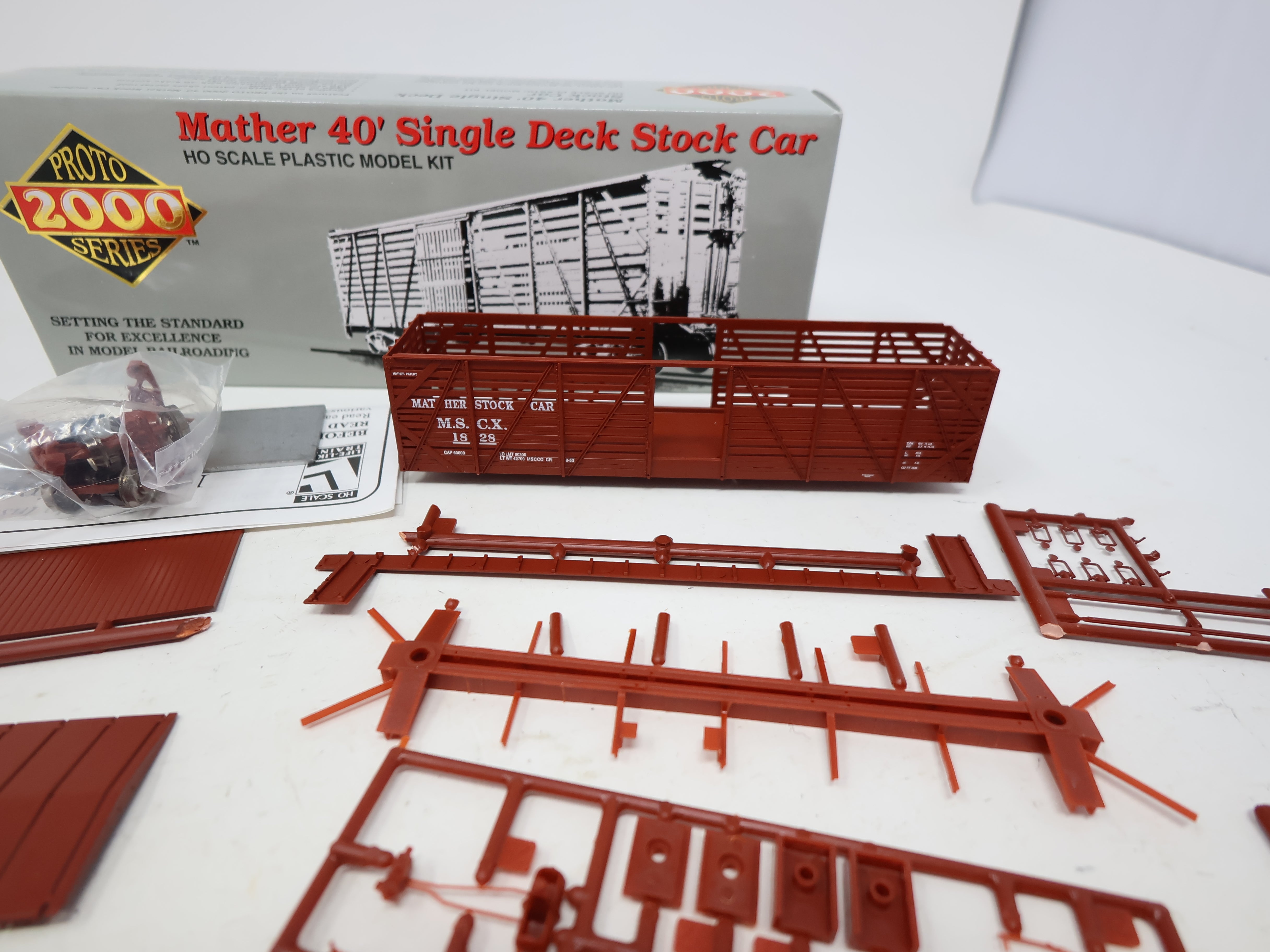 USED Life-Like HO Scale, 40' Single Deck Stock Car, Mather #1828 (KIT)