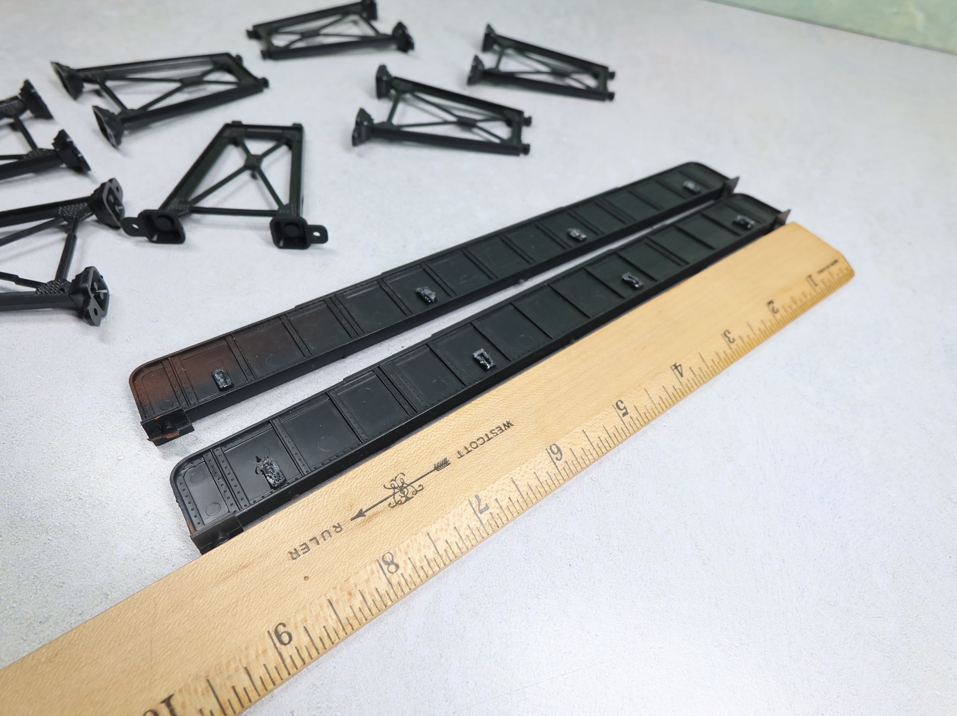 USED HO Scale Girder Bridge and Trestle Parts (9 pcs)