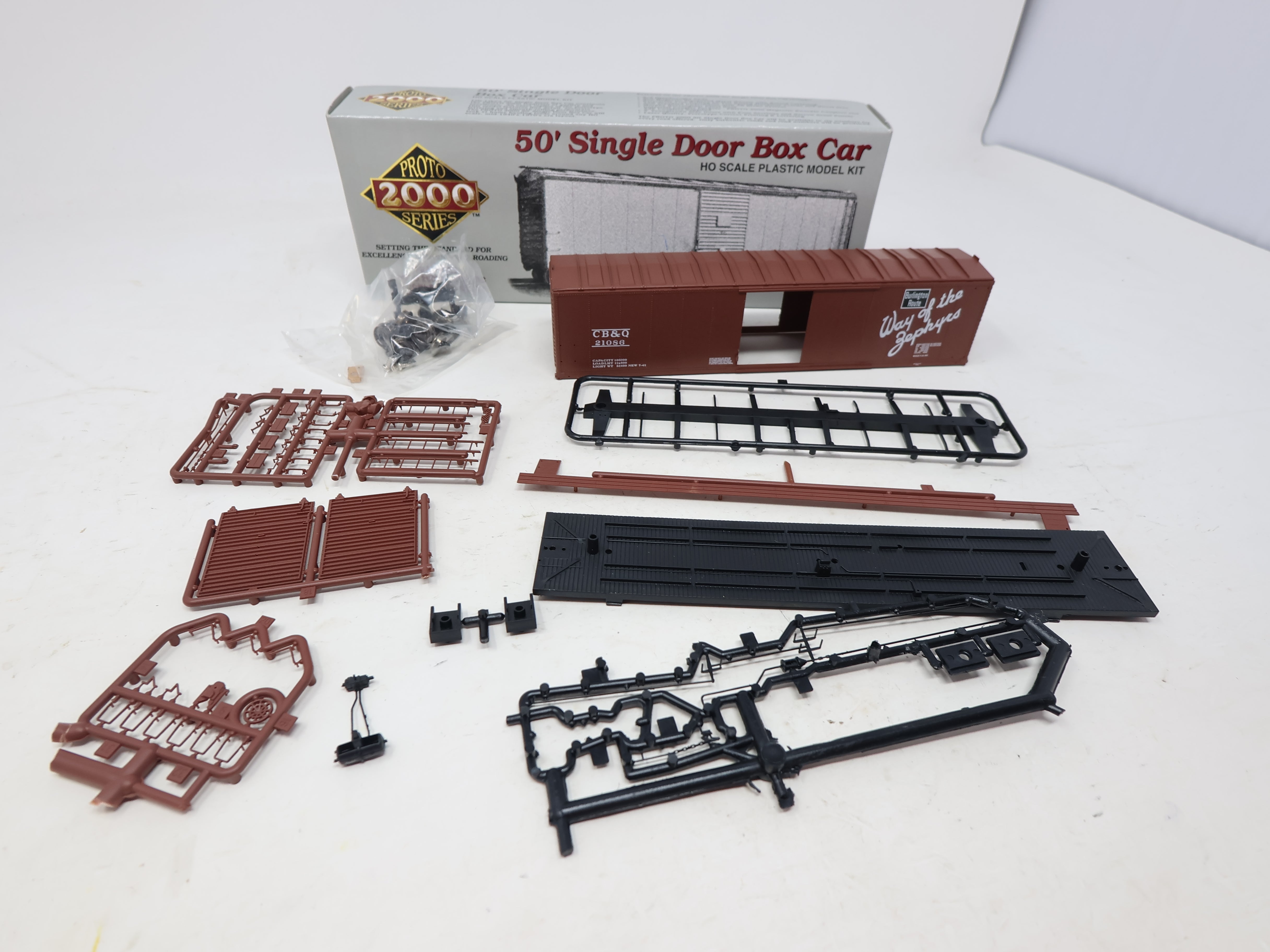 USED Life-Like 21783 HO Scale, 50' Single Door Box Car, Chicago, Burlington & Quincy CB&Q #21086 (KIT)