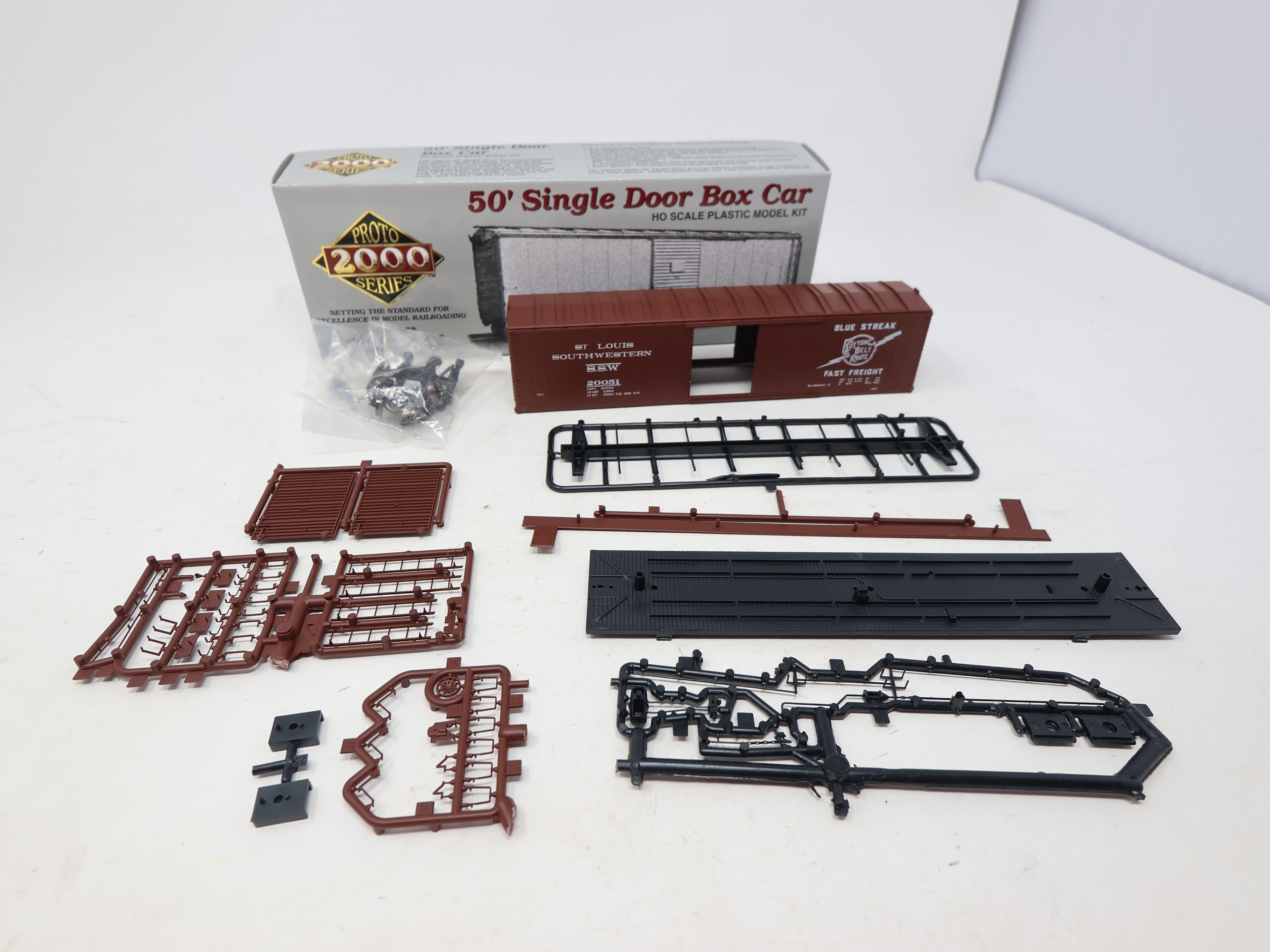 USED Life-Like 21795 HO Scale, 50' Single Door Box Car, St. Louis Southwestern SLSW #20051 (KIT)