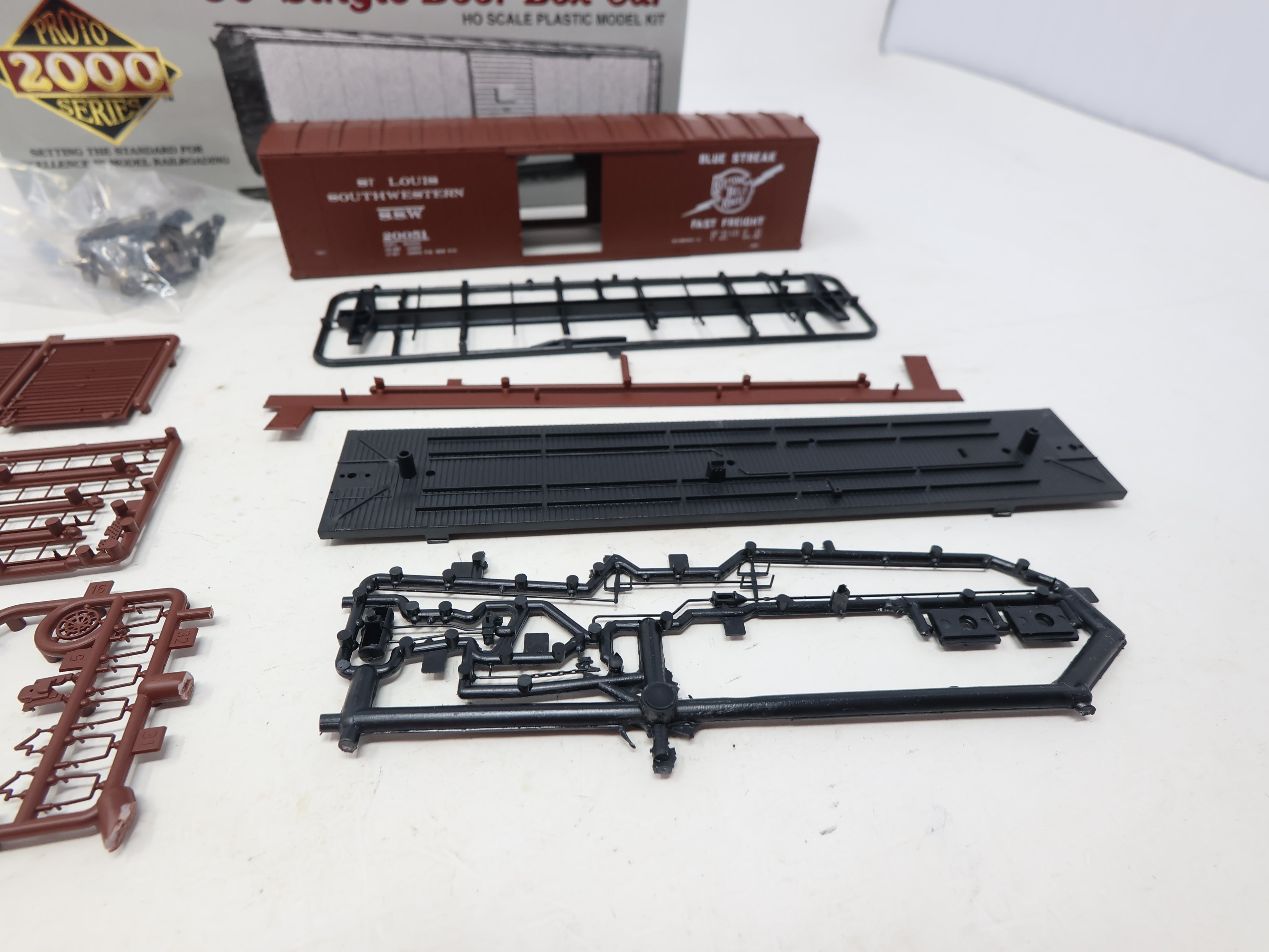 USED Life-Like 21795 HO Scale, 50' Single Door Box Car, St. Louis Southwestern SLSW #20051 (KIT)