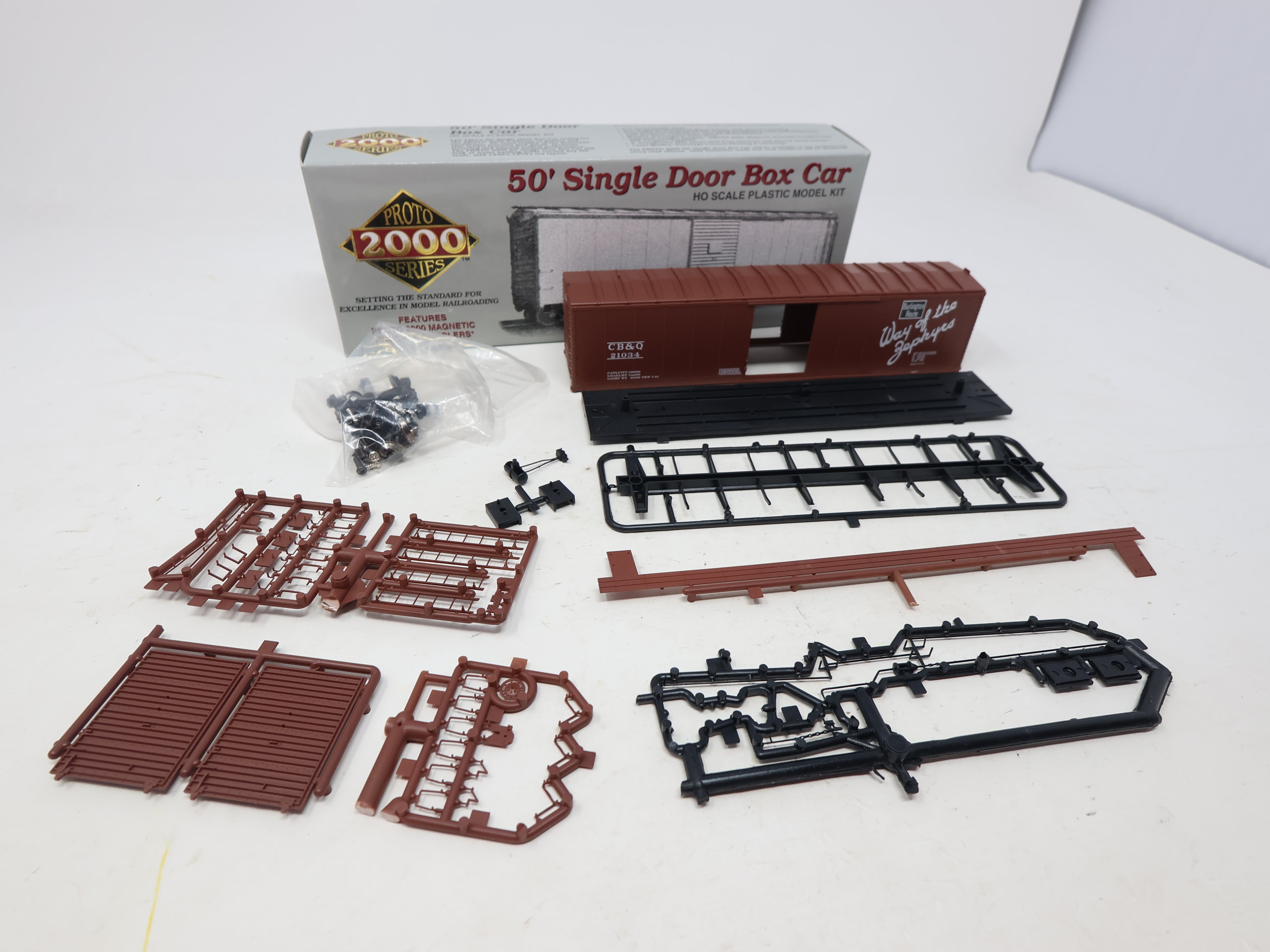 USED Life-Like 21782 HO Scale, 50' Single Door Box Car, Chicago, Burlington & Quincy CB&Q #21034 (KIT)