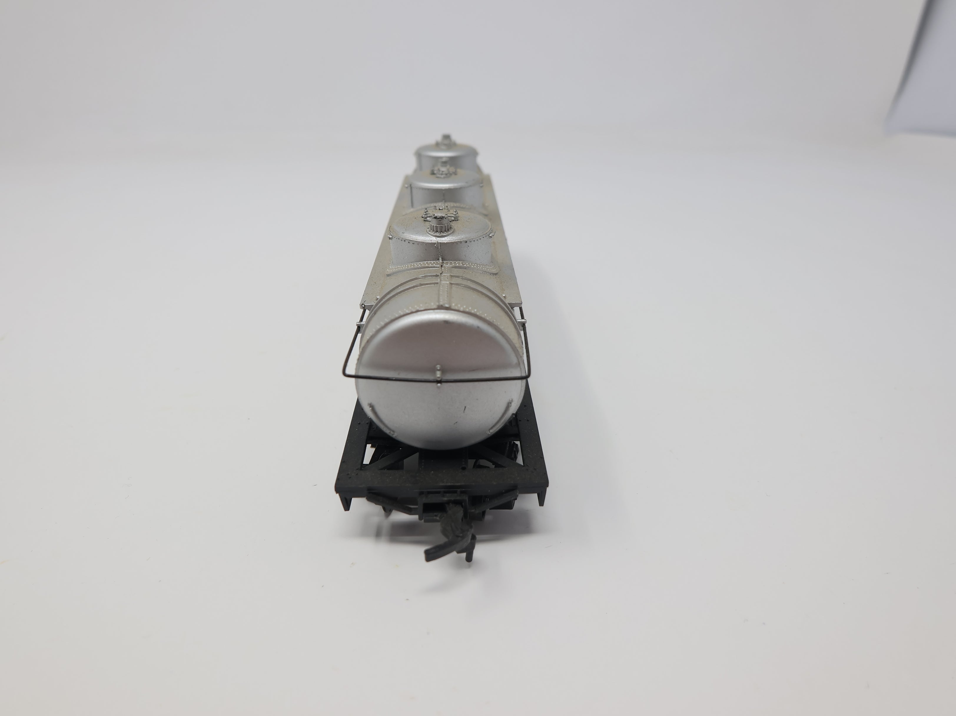 USED HOTCO HO Scale Triple Dome Tank Car Republic RPOX #8181