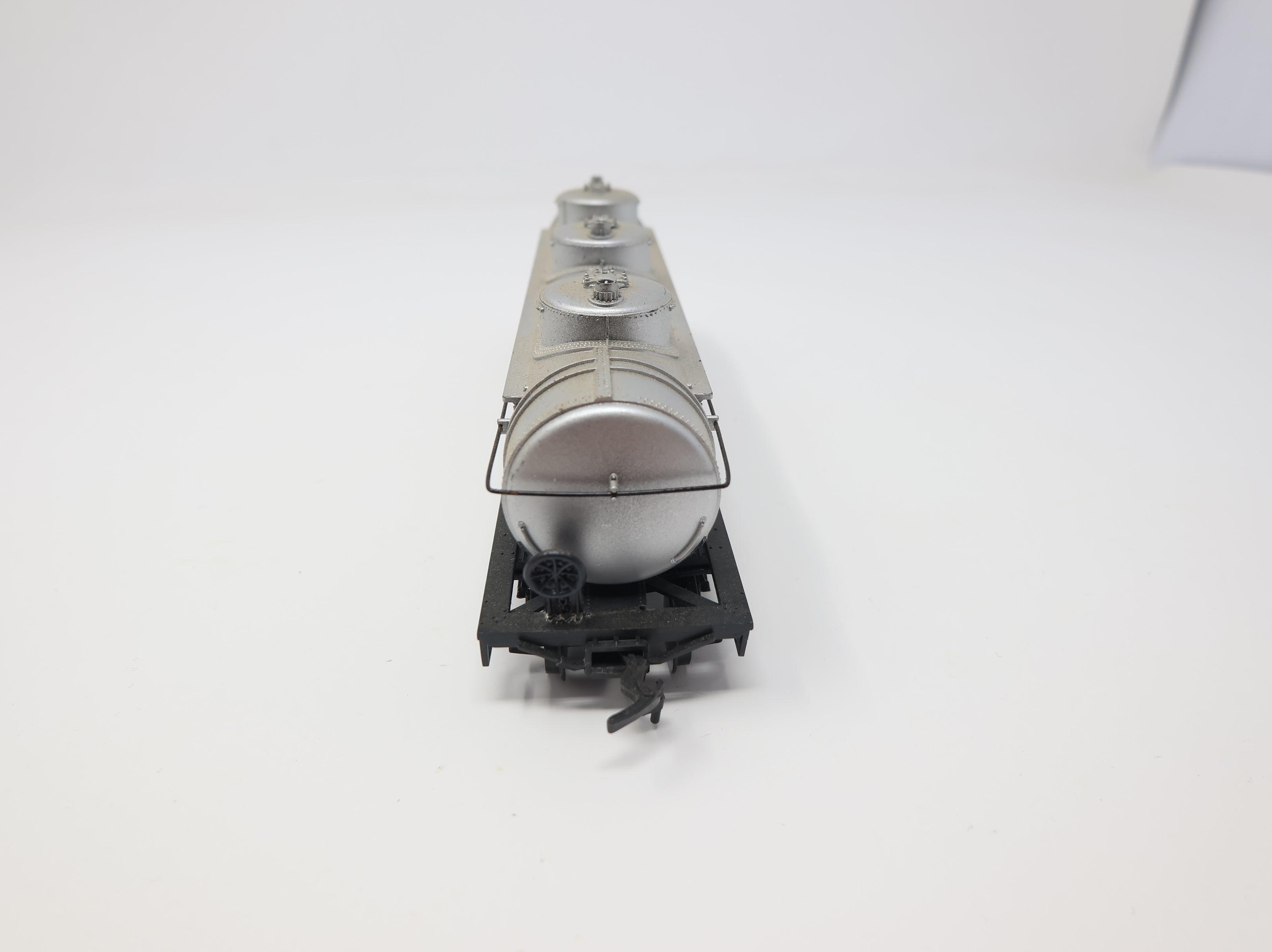 USED HOTCO HO Scale Triple Dome Tank Car Republic RPOX #8181