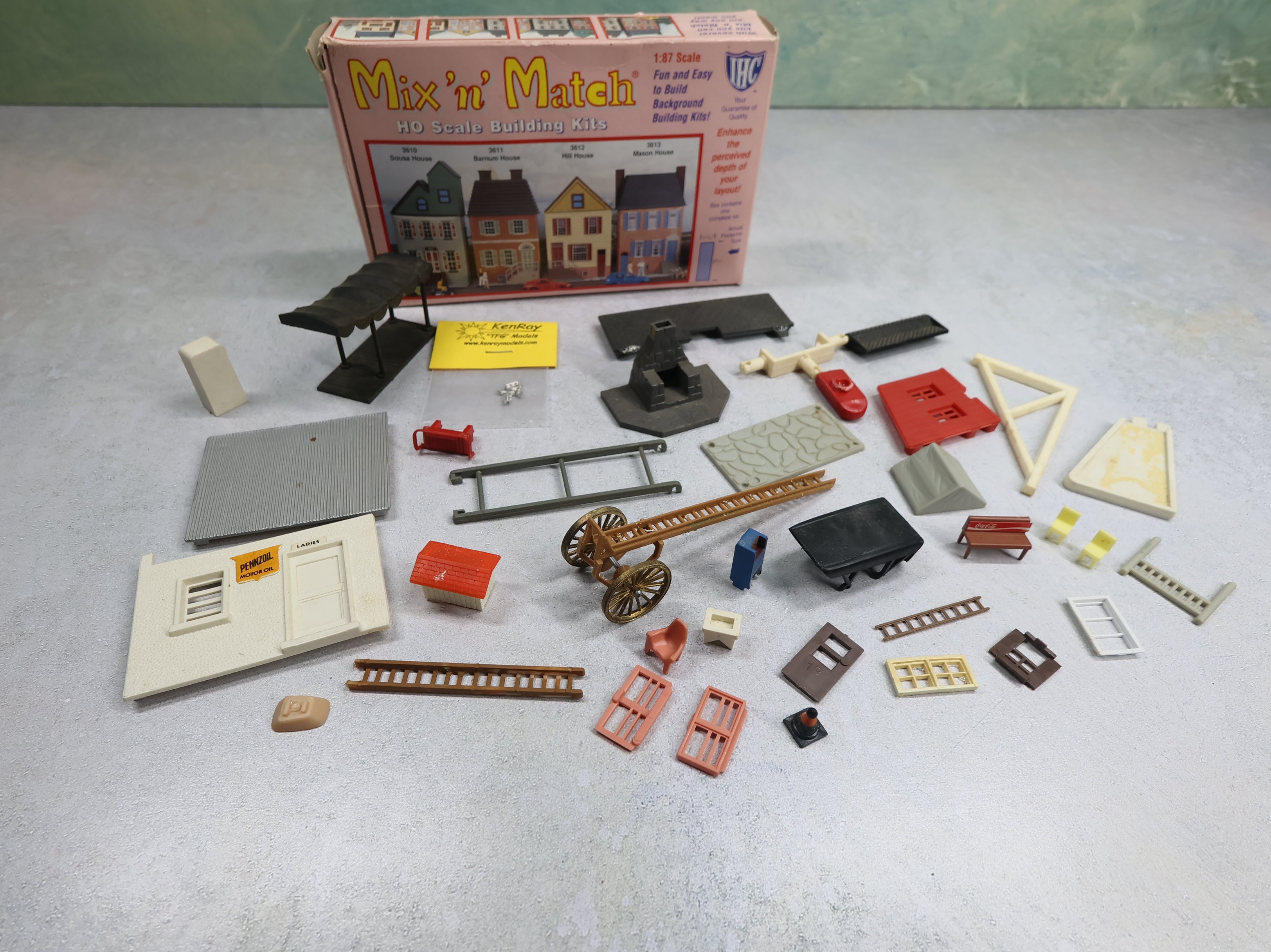 USED HO Scale Building Parts & More!