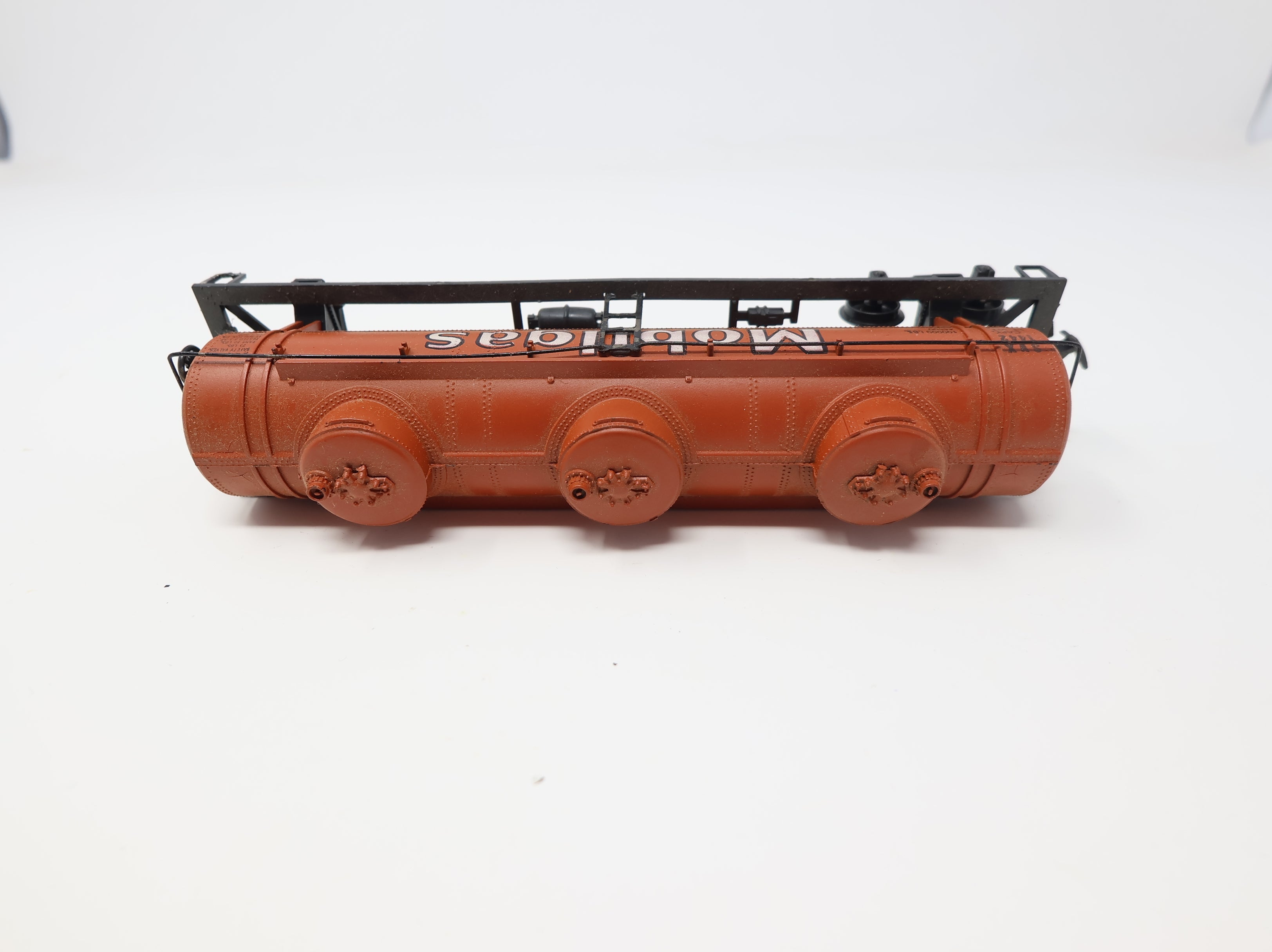 USED HOTCO HO Scale Triple Dome Tank Car Mobilgas SVX #1442