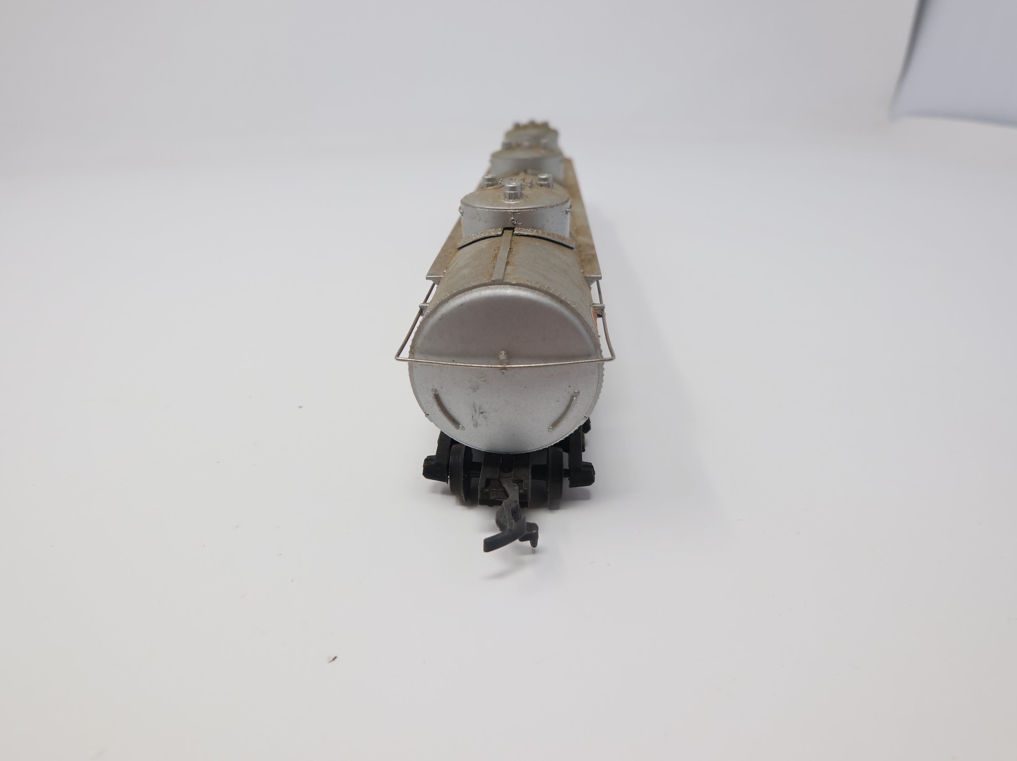 USED Tyco HO Scale Large Triple Dome Tank Car Gulf OSKX #829