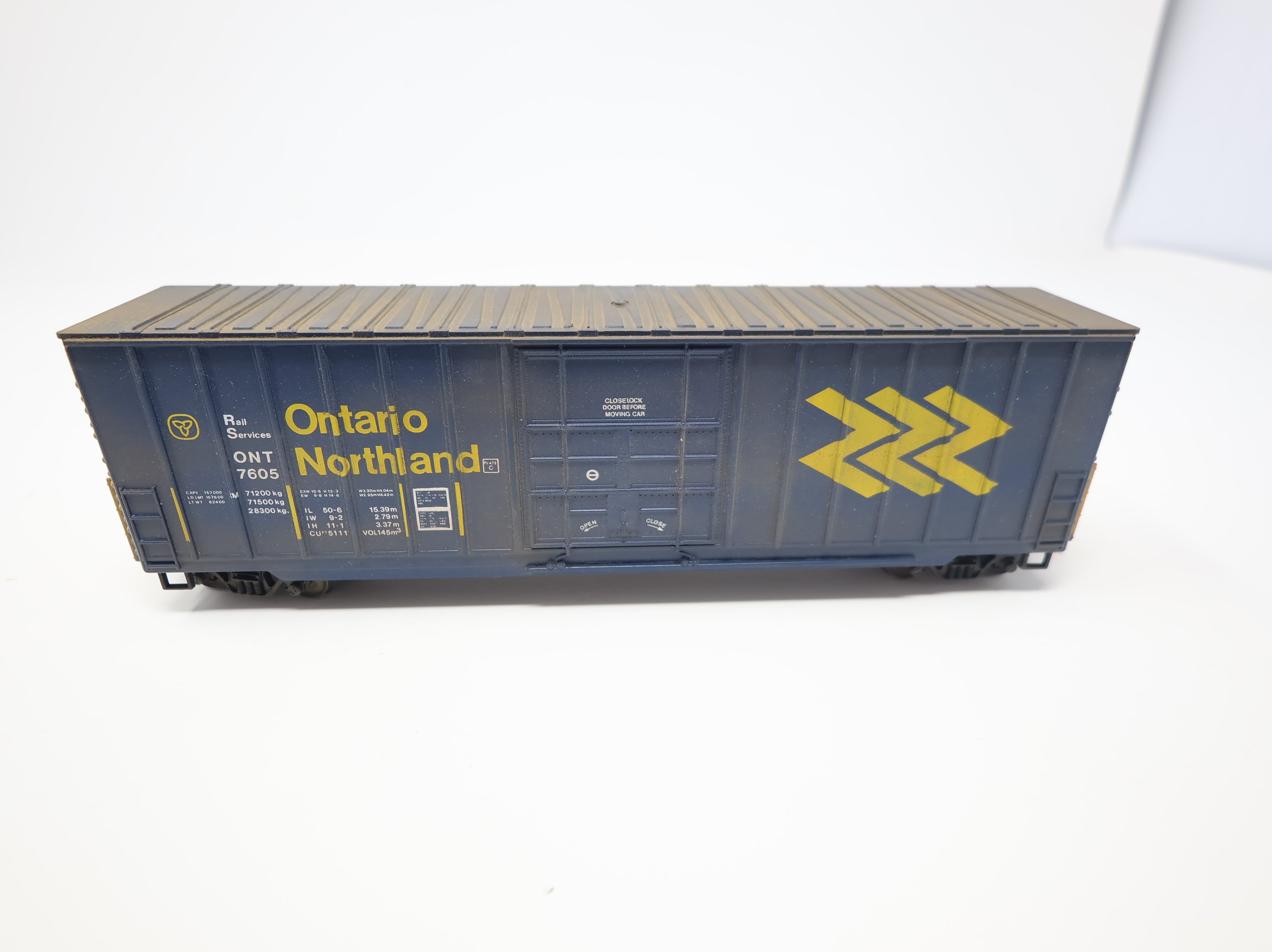 USED Roundhouse HO Scale 50' Box Car Ontario Northland ONT #7605 Weathered