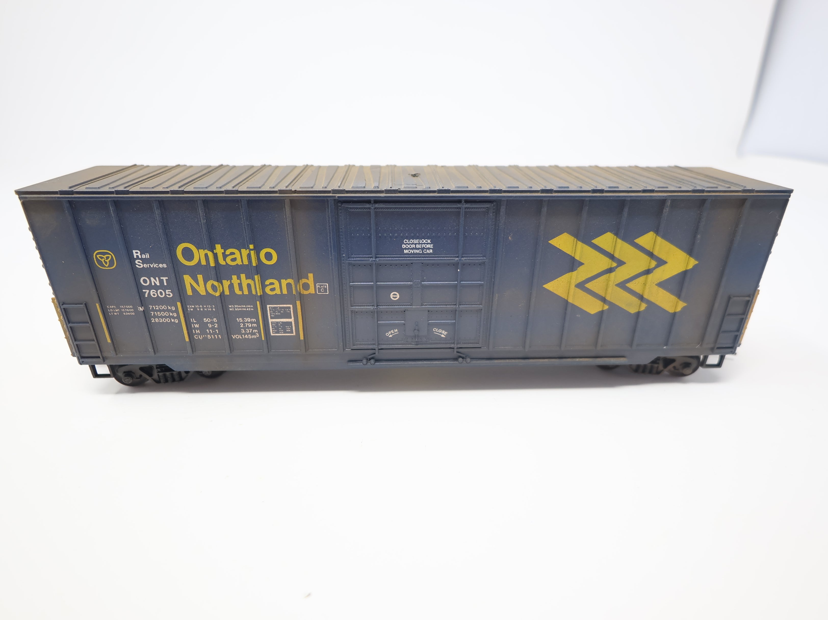 USED Roundhouse HO Scale 50' Box Car Ontario Northland ONT #7605 Weathered