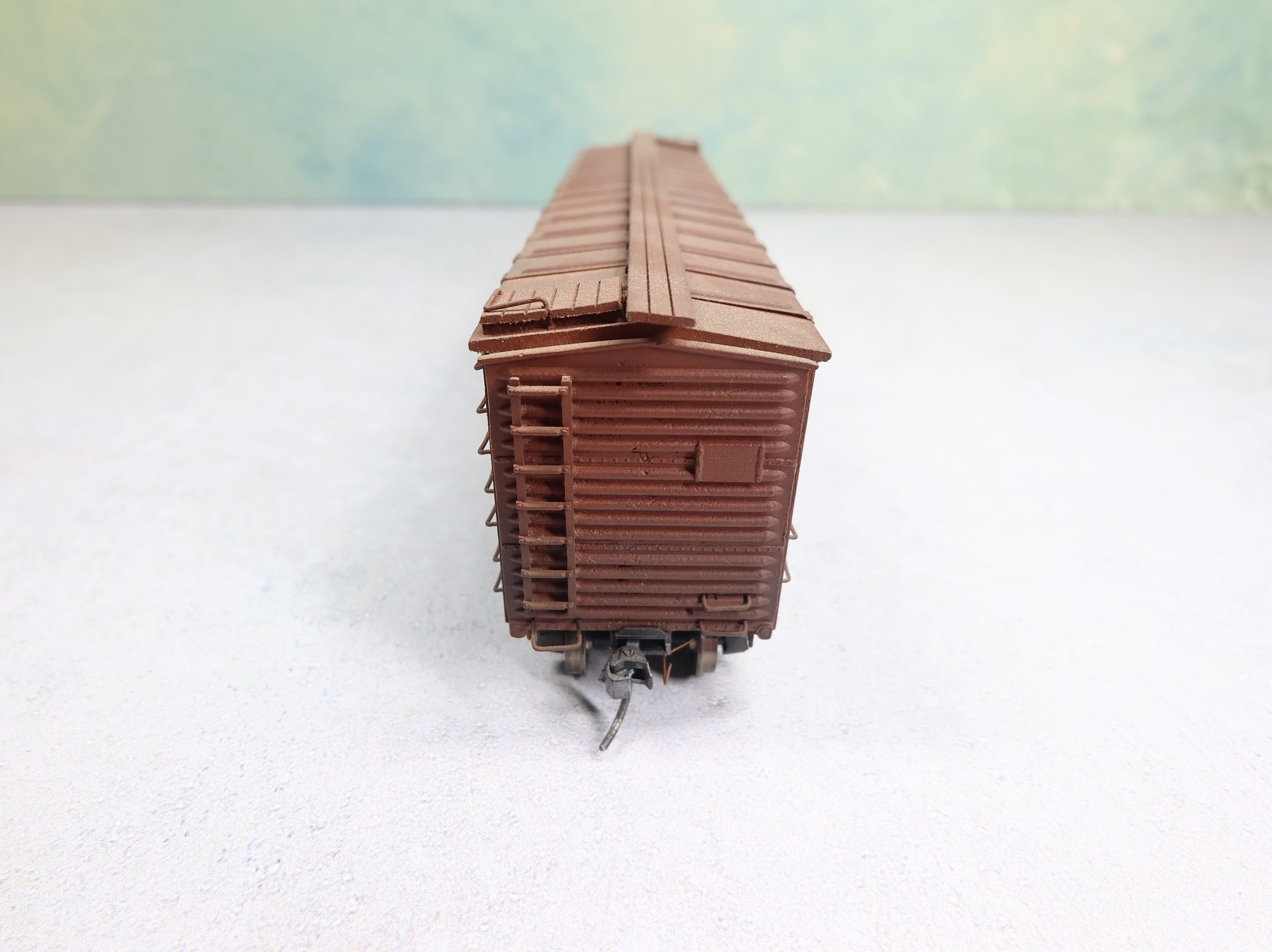 USED HO Scale 50' Wooden Box Car Weathered Pennsylvania #61174