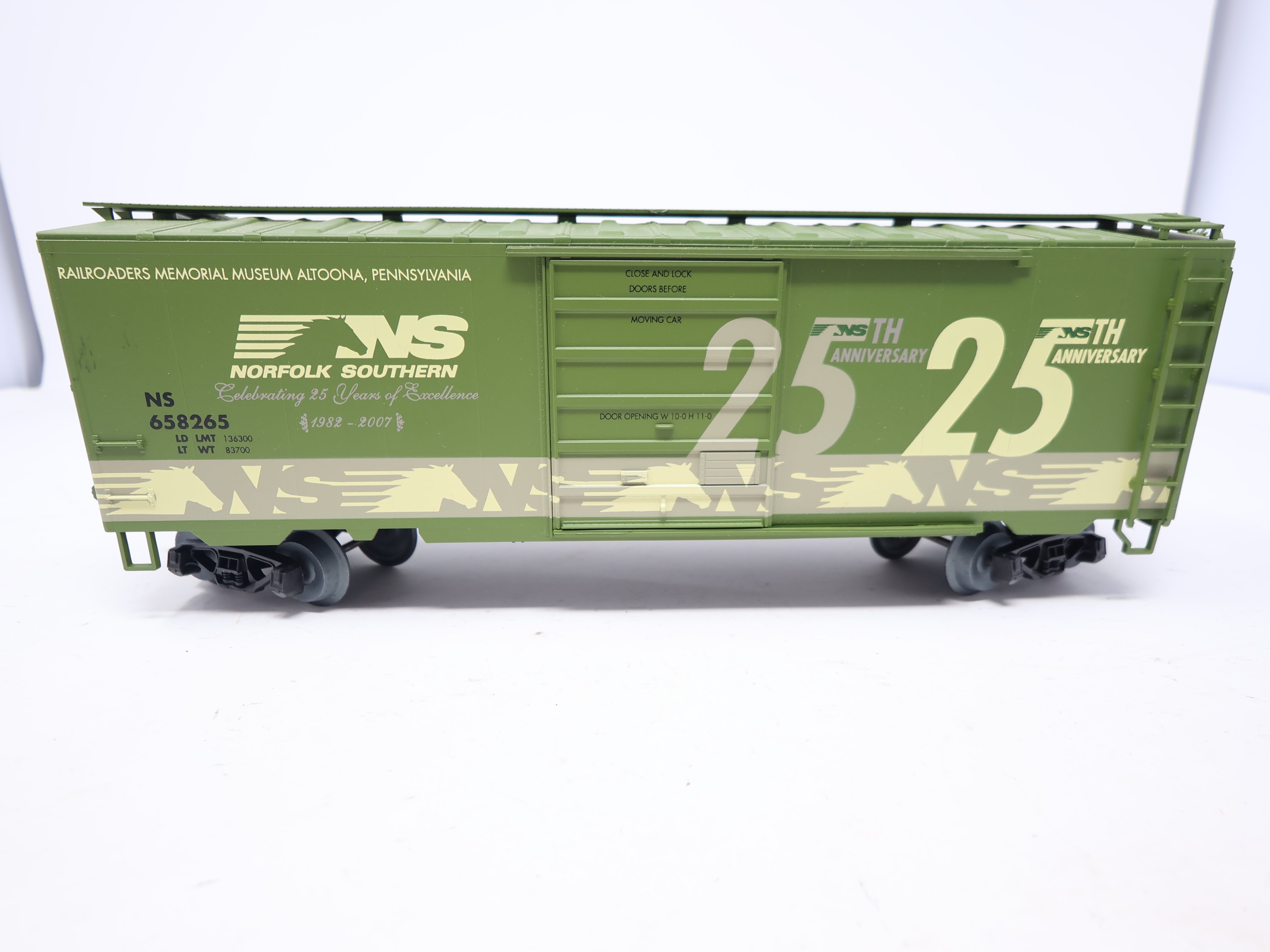 USED Weaver O, 40' Box Car, Norfolk Southern NS #658265, Altoona 25th Anniversary