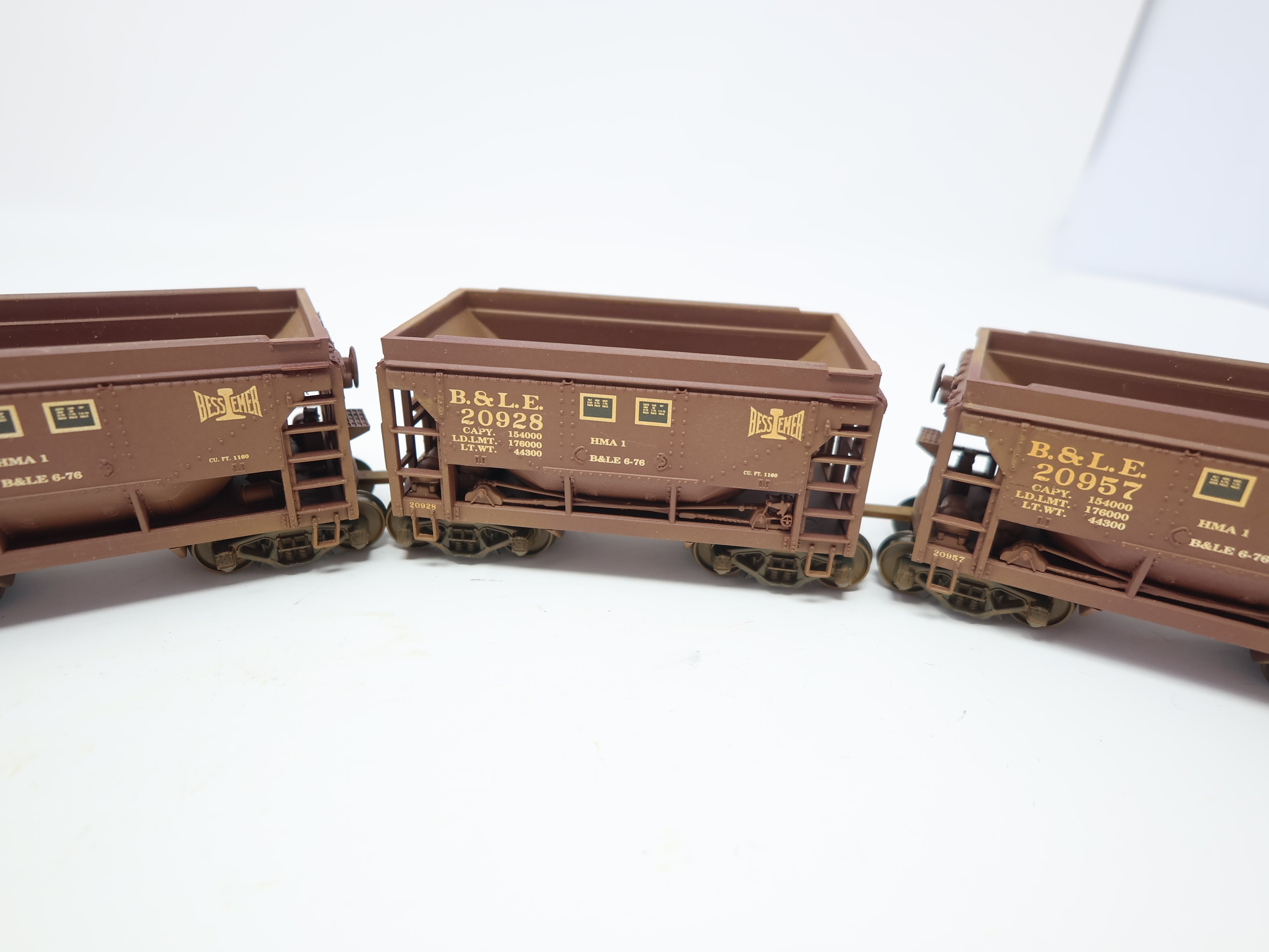 USED HO Scale, 4 Ore Cars, Bessemer & Lake Erie B&LE , Weathered Set 6