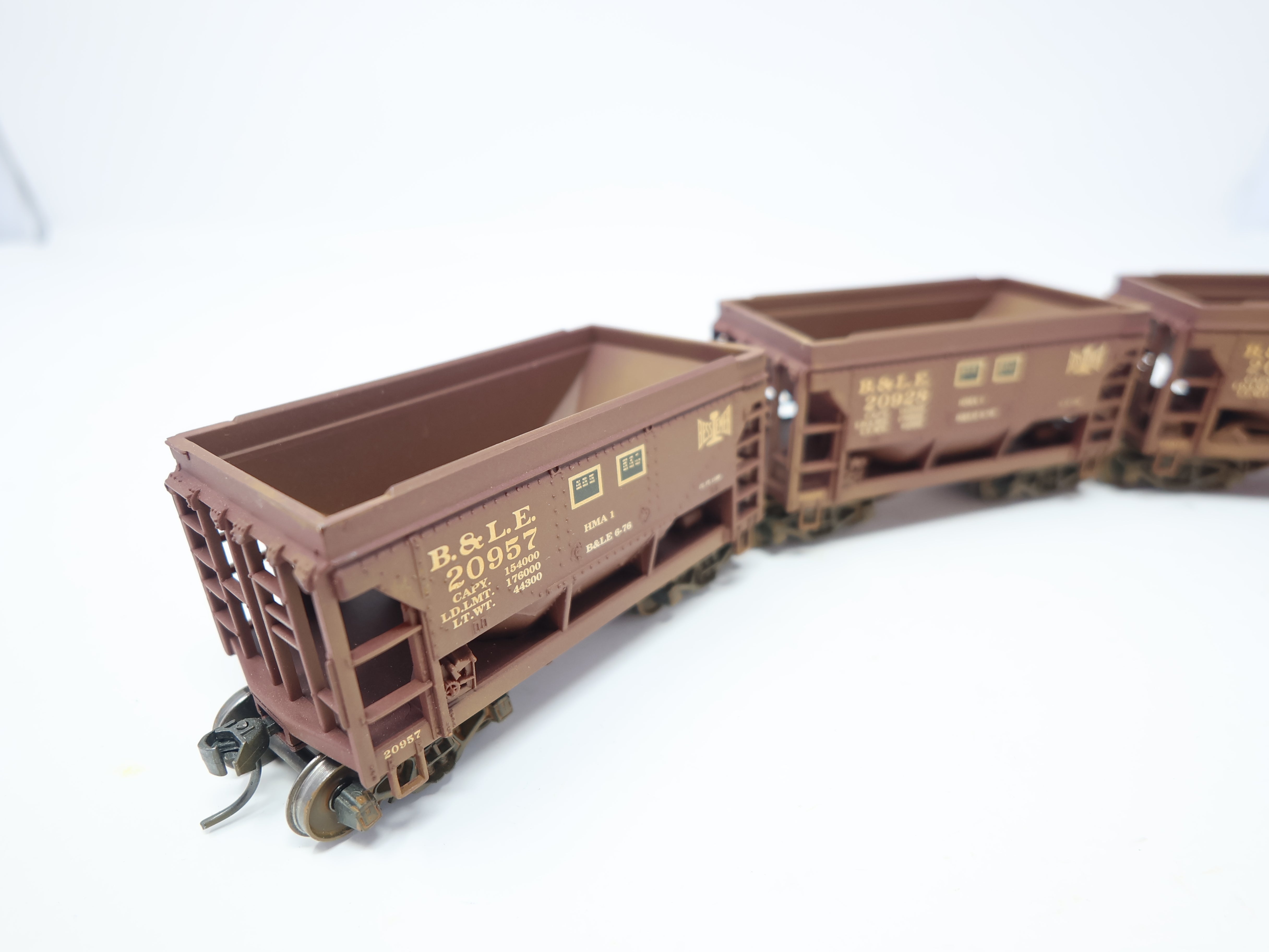 USED HO Scale, 4 Ore Cars, Bessemer & Lake Erie B&LE , Weathered Set 6