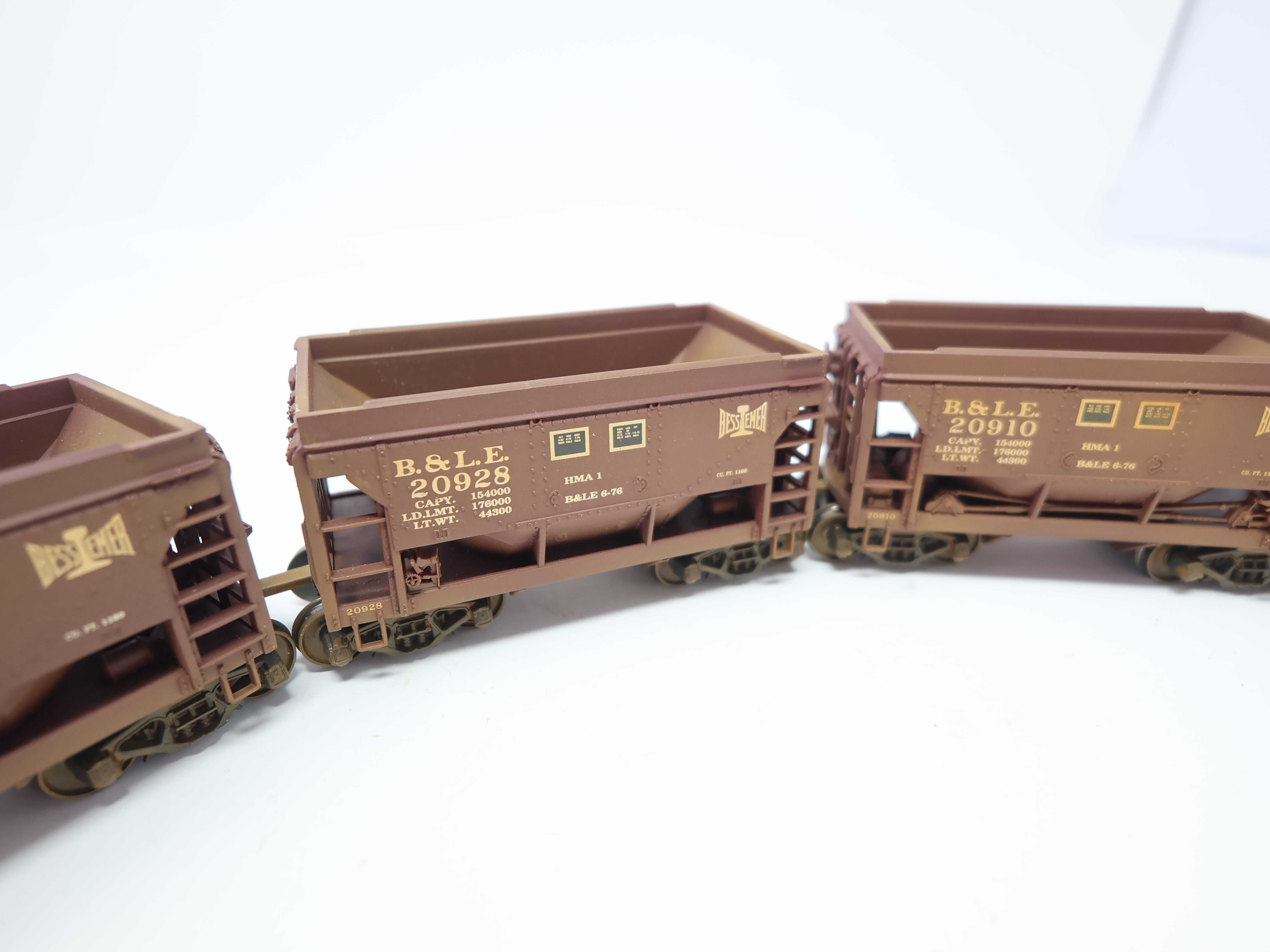 USED HO Scale, 4 Ore Cars, Bessemer & Lake Erie B&LE , Weathered Set 6
