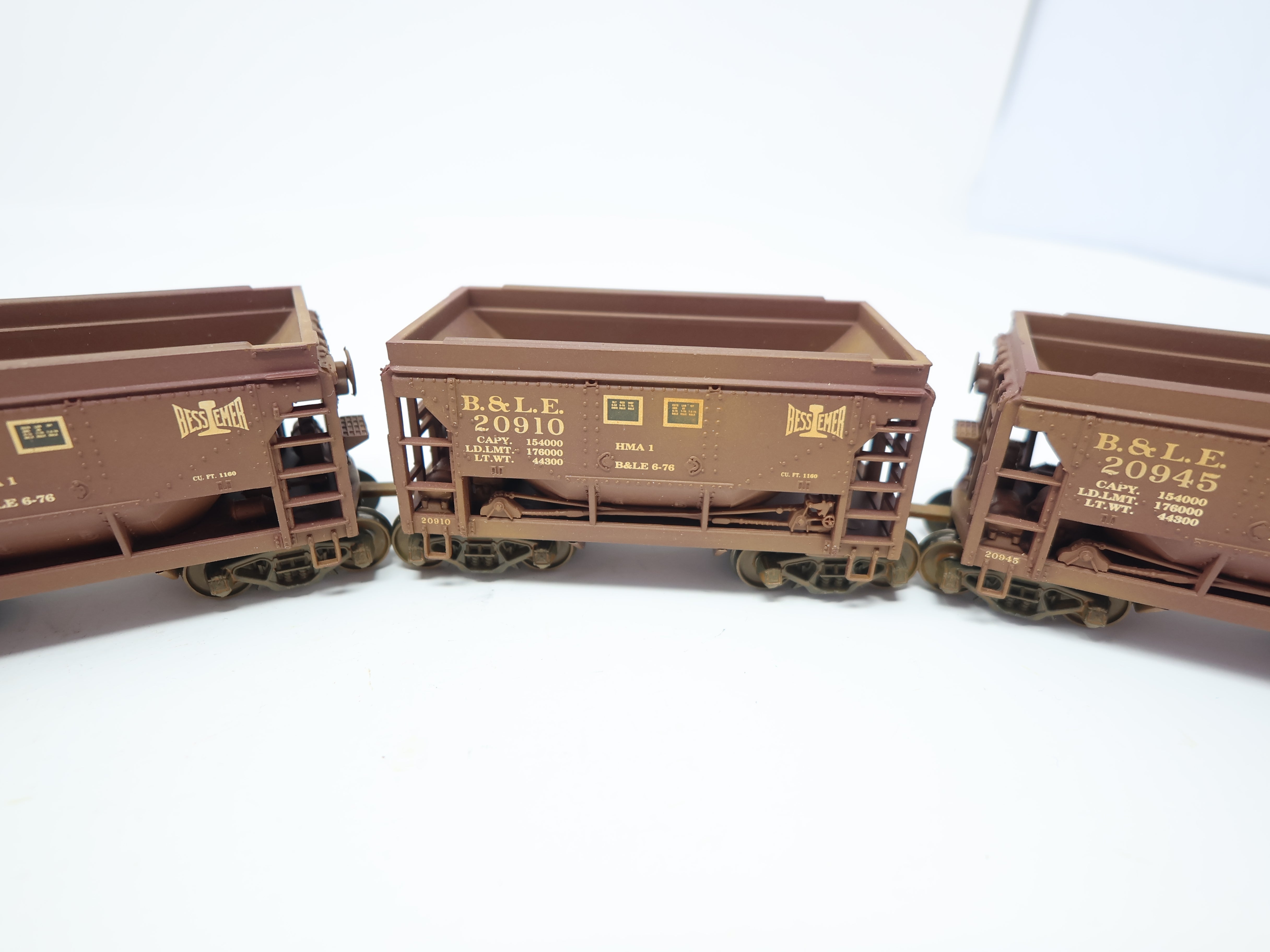 USED HO Scale, 4 Ore Cars, Bessemer & Lake Erie B&LE , Weathered Set 6