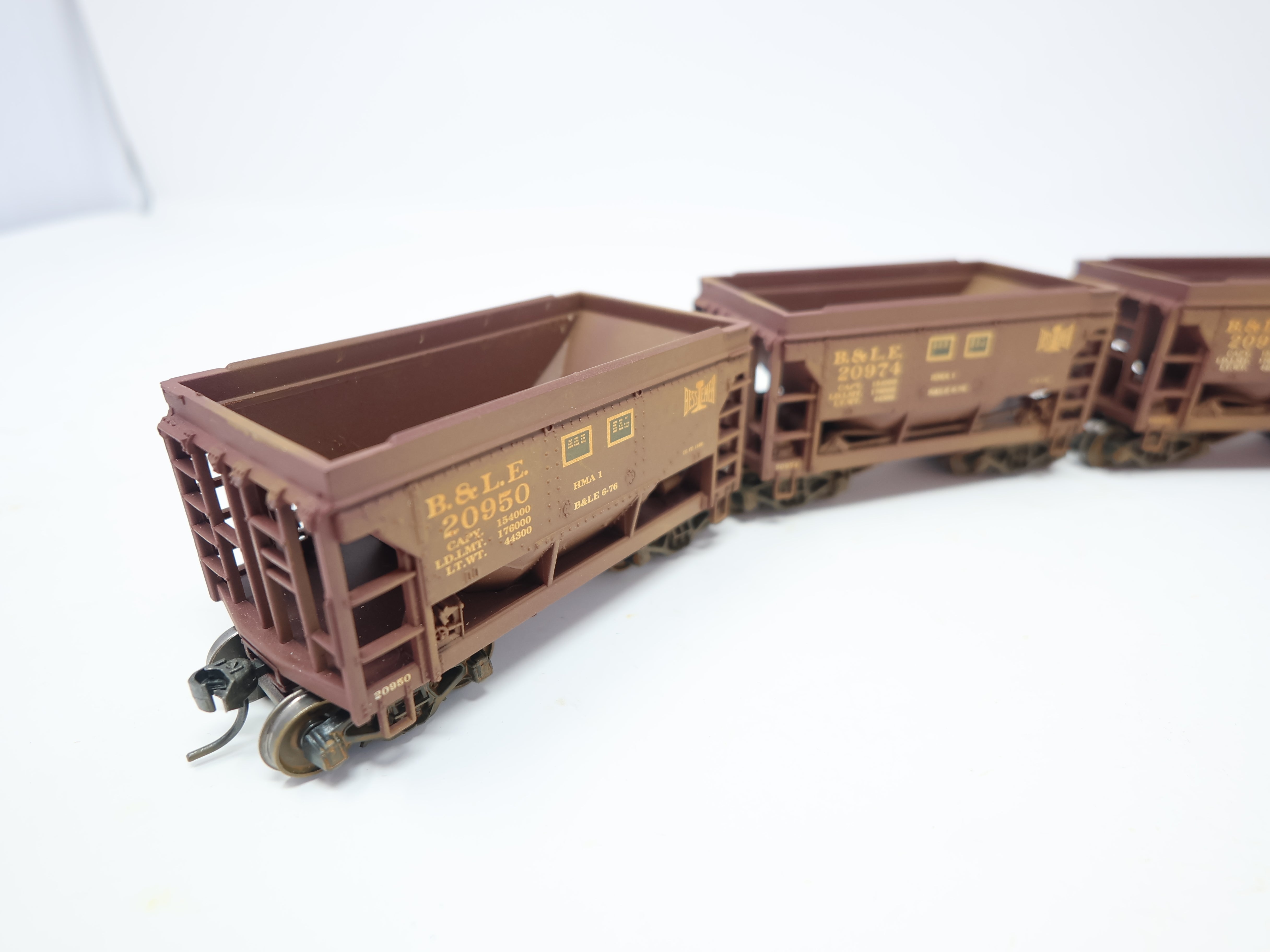 USED HO Scale, 4 Ore Cars, Bessemer & Lake Erie B&LE , Weathered Set 7