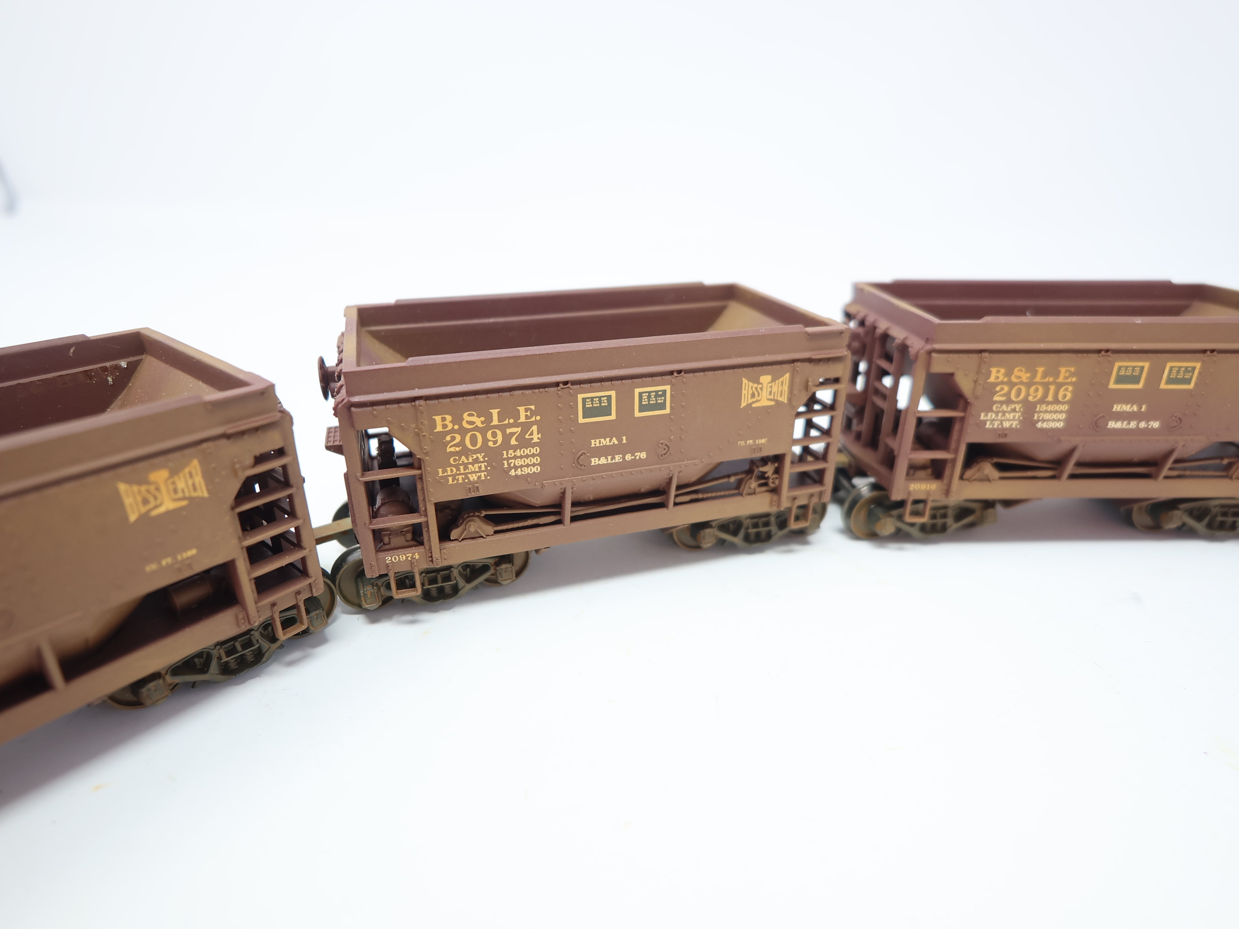 USED HO Scale, 4 Ore Cars, Bessemer & Lake Erie B&LE , Weathered Set 7